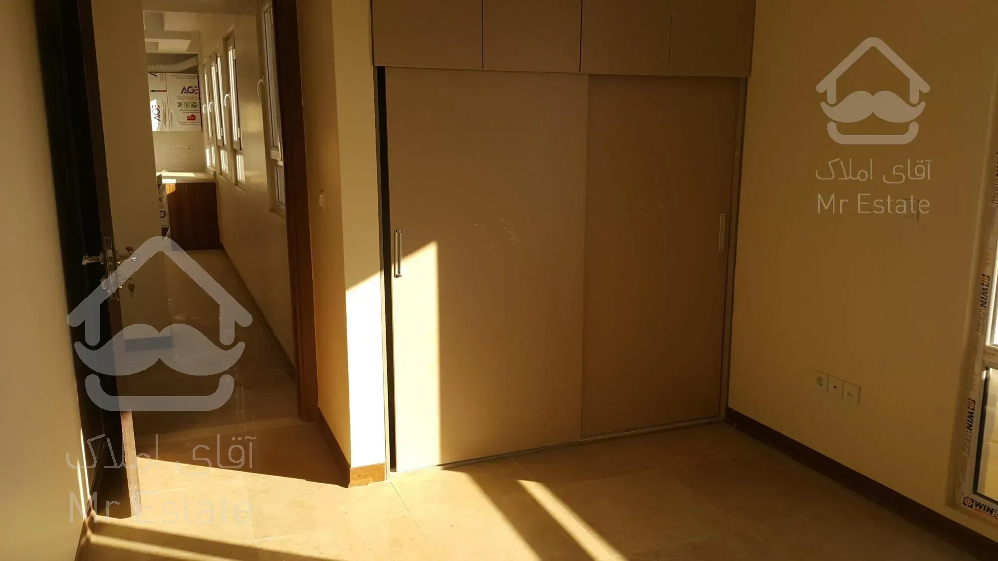 فروش ۱۳۰متر آپارتمان سه خوابه نوساز خیابان مطهری