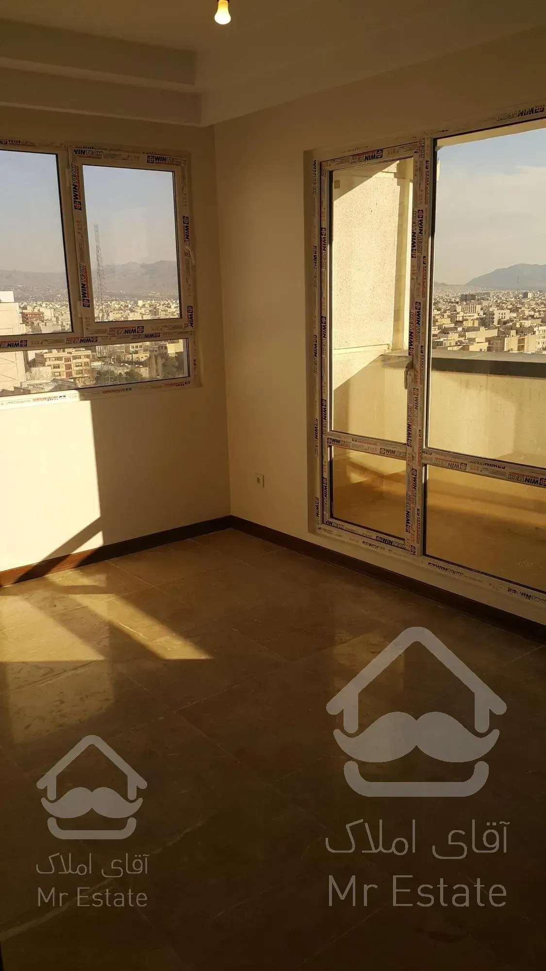 فروش ۱۳۰متر آپارتمان سه خوابه نوساز خیابان مطهری