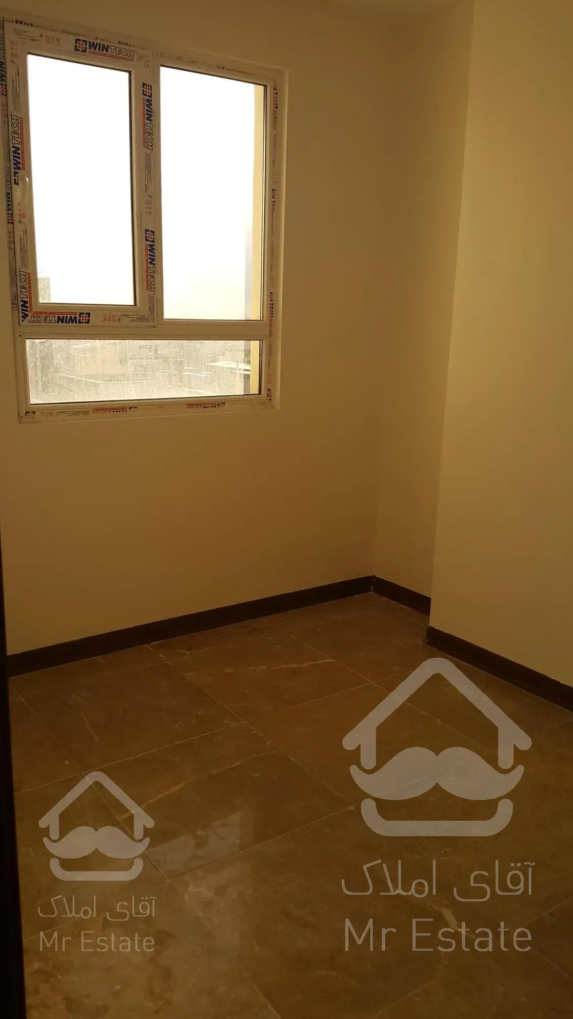 فروش ۱۳۰متر آپارتمان سه خوابه نوساز خیابان مطهری