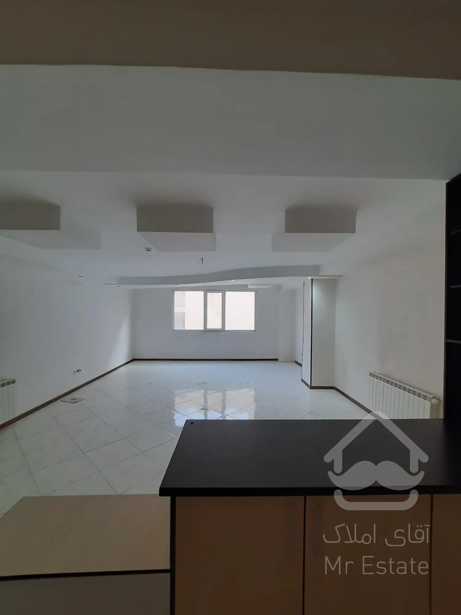 فروش آپارتمان ۹۰متر ۲خواب فول امکانات سالن پرده خور فردوس غرب