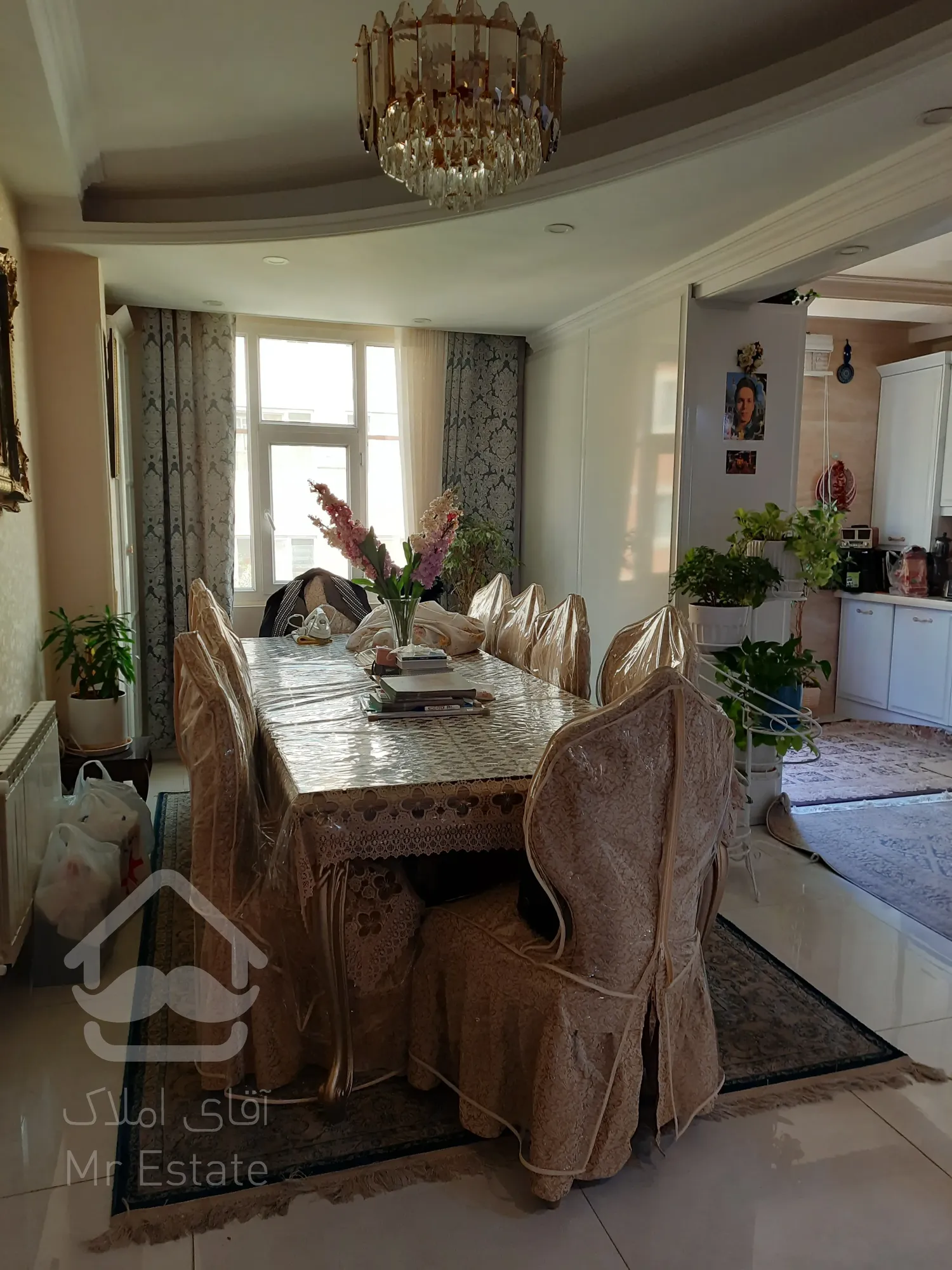 فروش آپارتمان ۱۲۰متری همیلا حیاط در اختیار