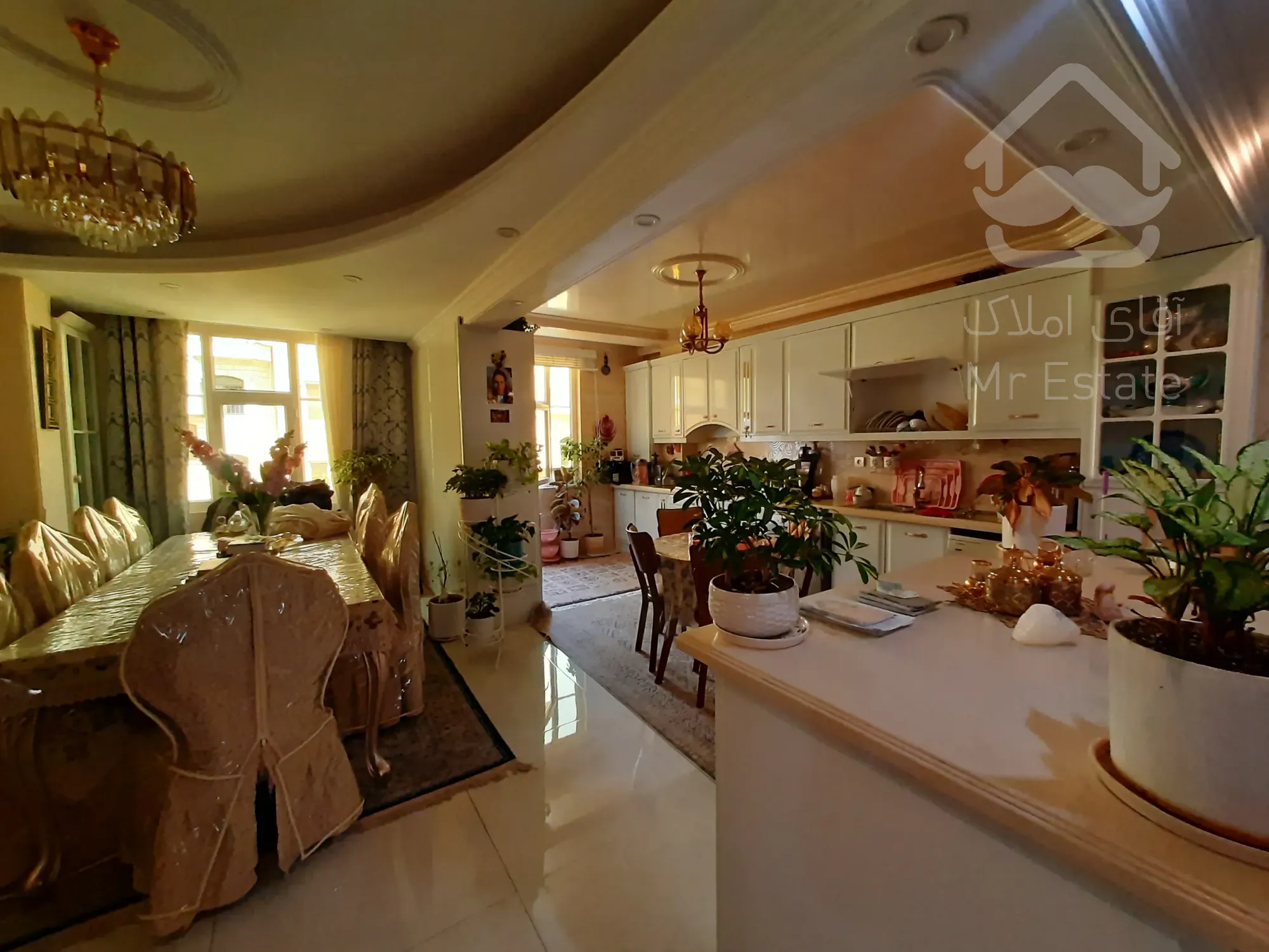 فروش آپارتمان ۱۲۰متری همیلا حیاط در اختیار