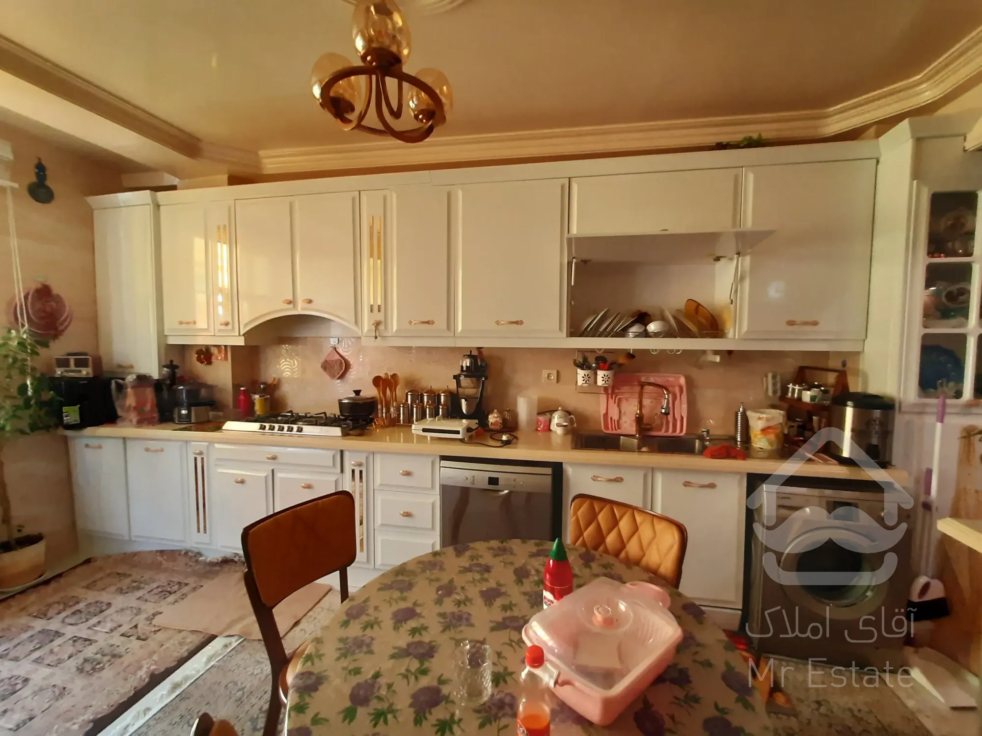 فروش آپارتمان ۱۲۰متری همیلا حیاط در اختیار