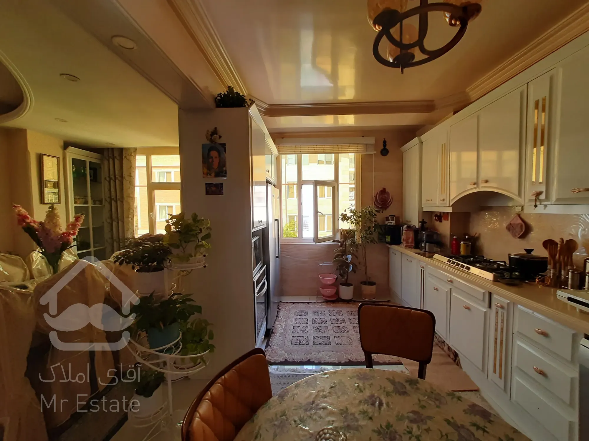 فروش آپارتمان ۱۲۰متری همیلا حیاط در اختیار