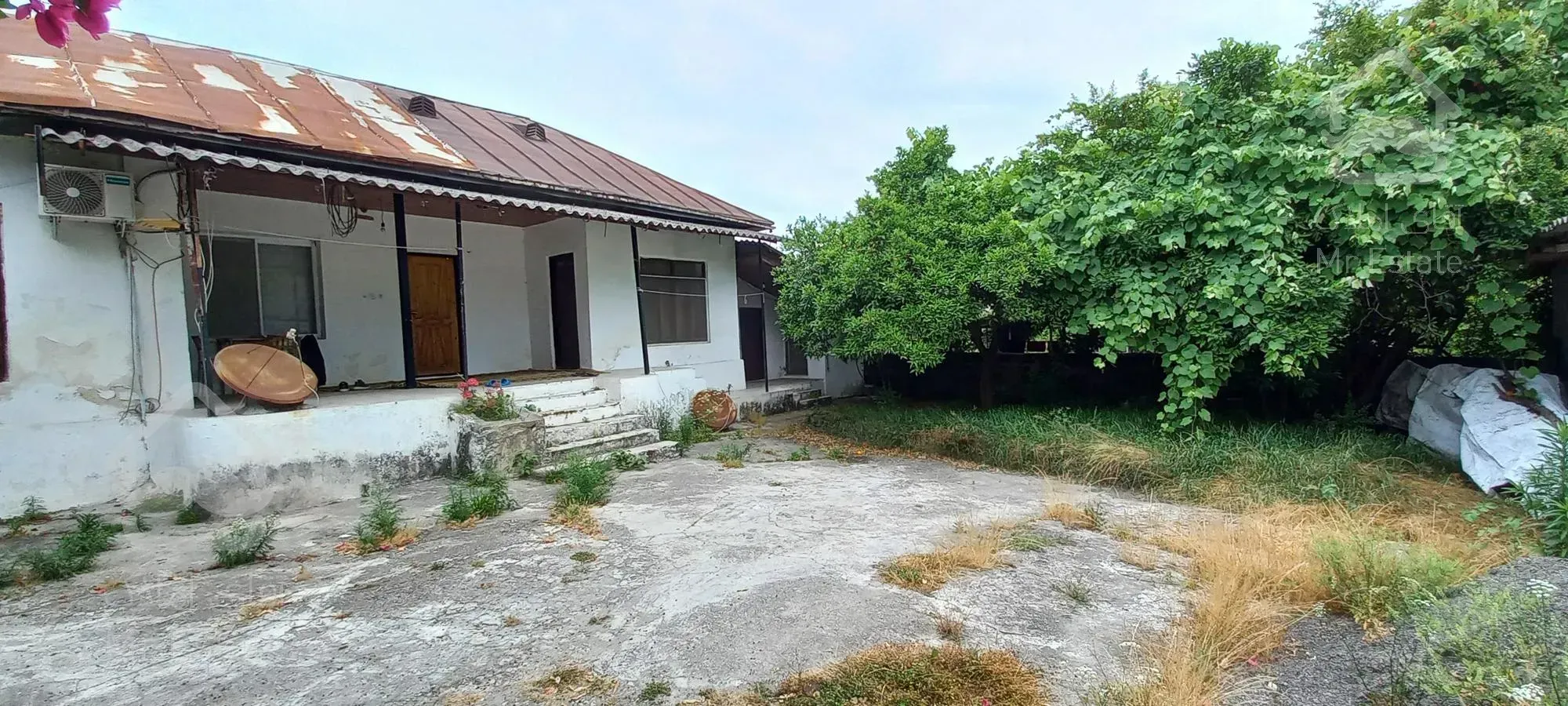 ۴۰۰متر زمین در لتینگان نوشهر انتهای خیابان بهرام