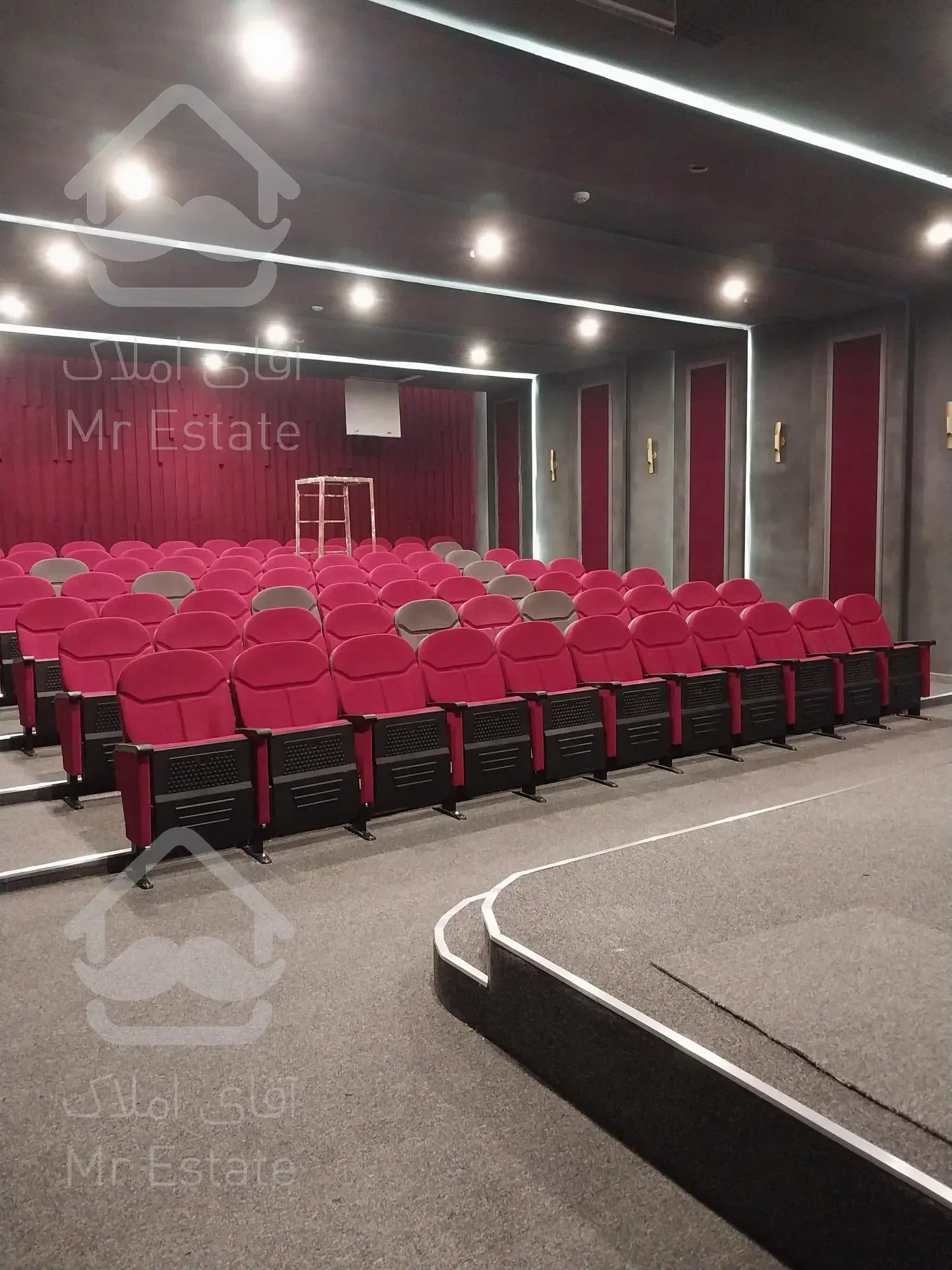 ۱۸۰متر/۳خواب/ویودار/غرق نور/فول امکانات