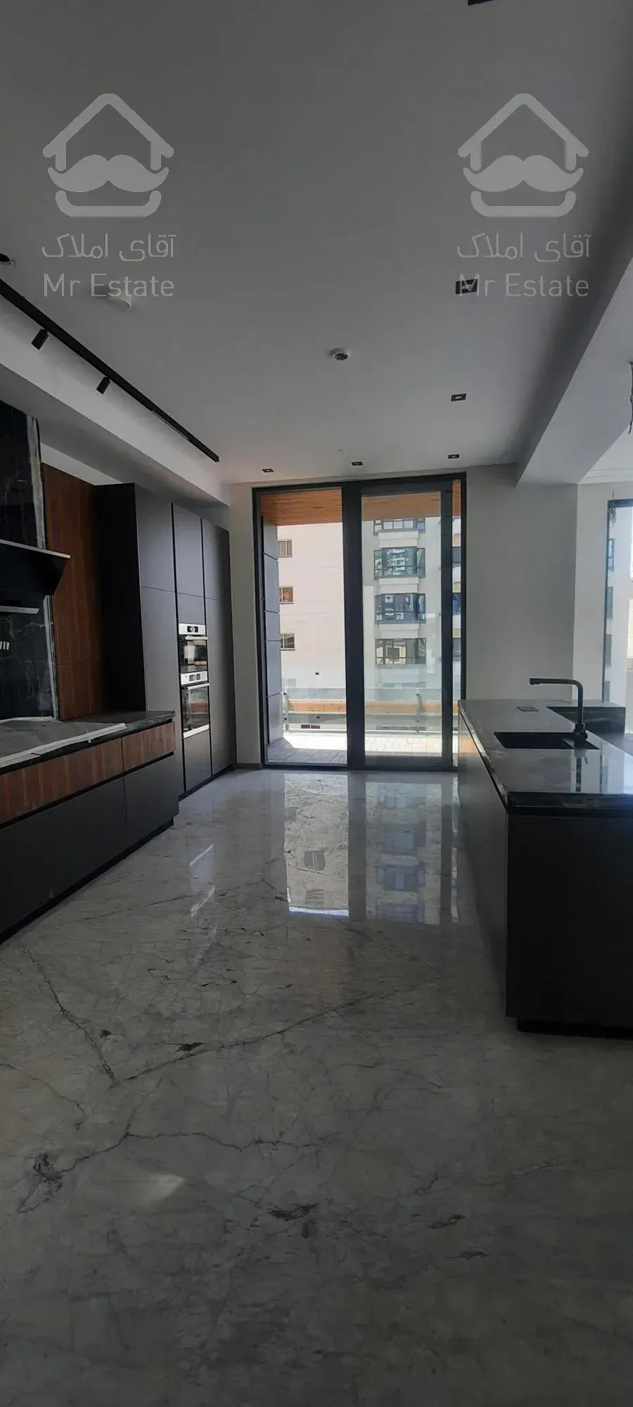 فروش آپارتمان مدرن ۲۷۳ متری مدرن در کامرانیه شمالی