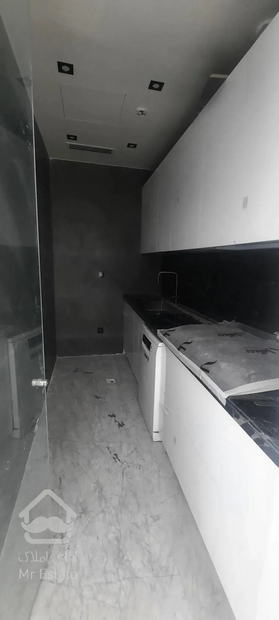 فروش آپارتمان ۲۷۶ متری در کامرانیه