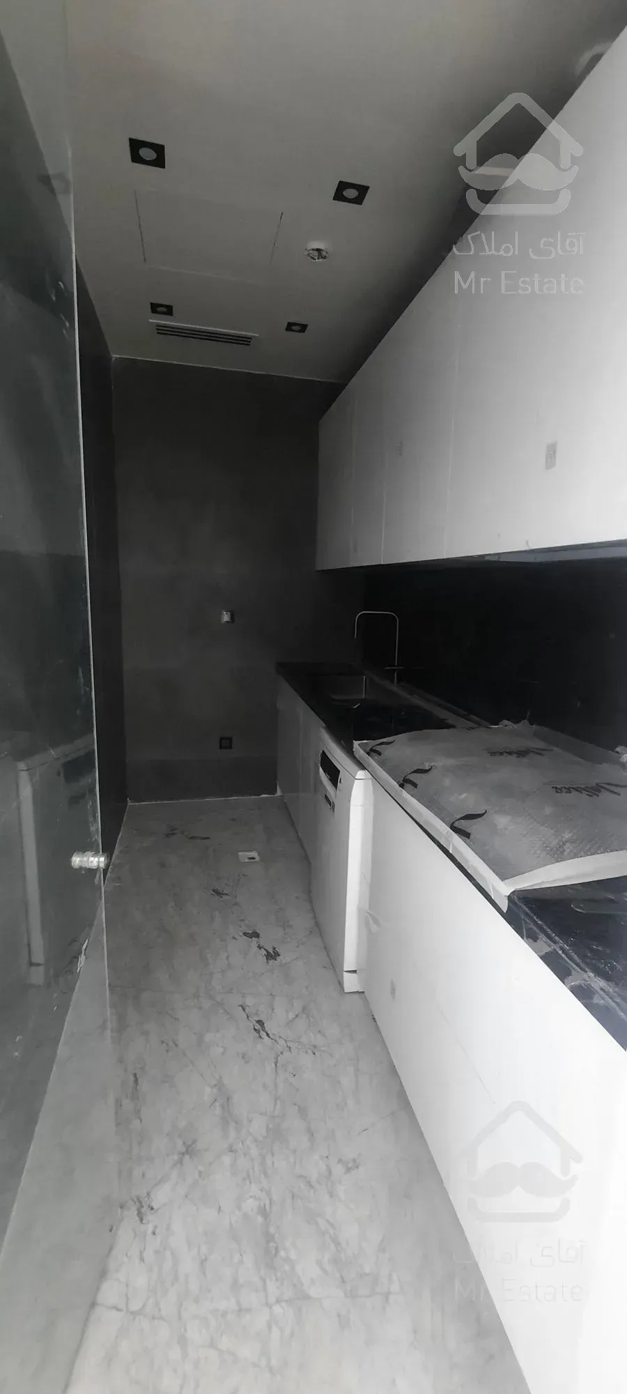 فروش آپارتمان برند ۲۹۹ متری مدرن در کامرانیه شمالی