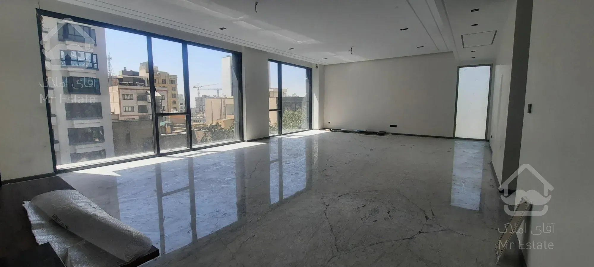 فروش آپارتمان برند ۲۸۲ متری در کامرانیه شمالی