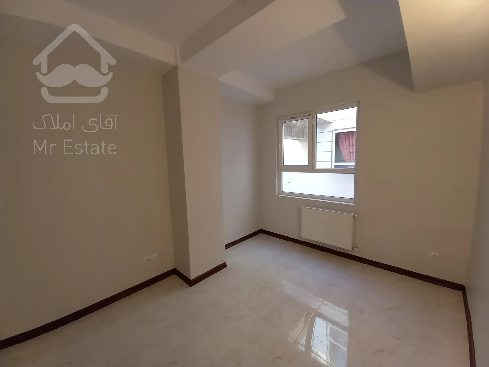 رهن کامل آپارتمان ۱۶۰متری سه خوابه گلشهرخیابان برخورداری