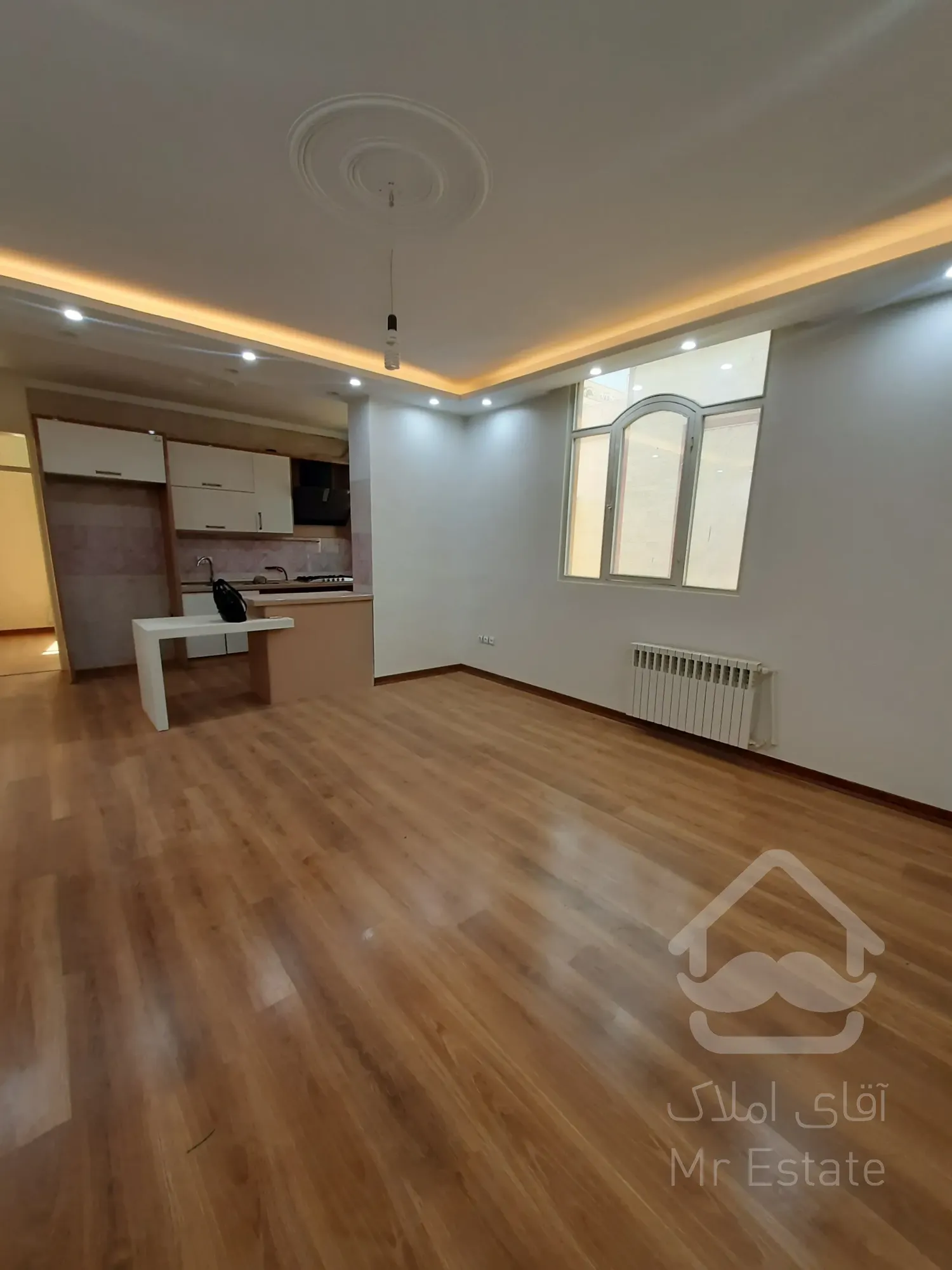 فروش آپارتمان ۷۵متر ۲خواب  فول امکانات سالن پرده خور  باغ فیض مهستان