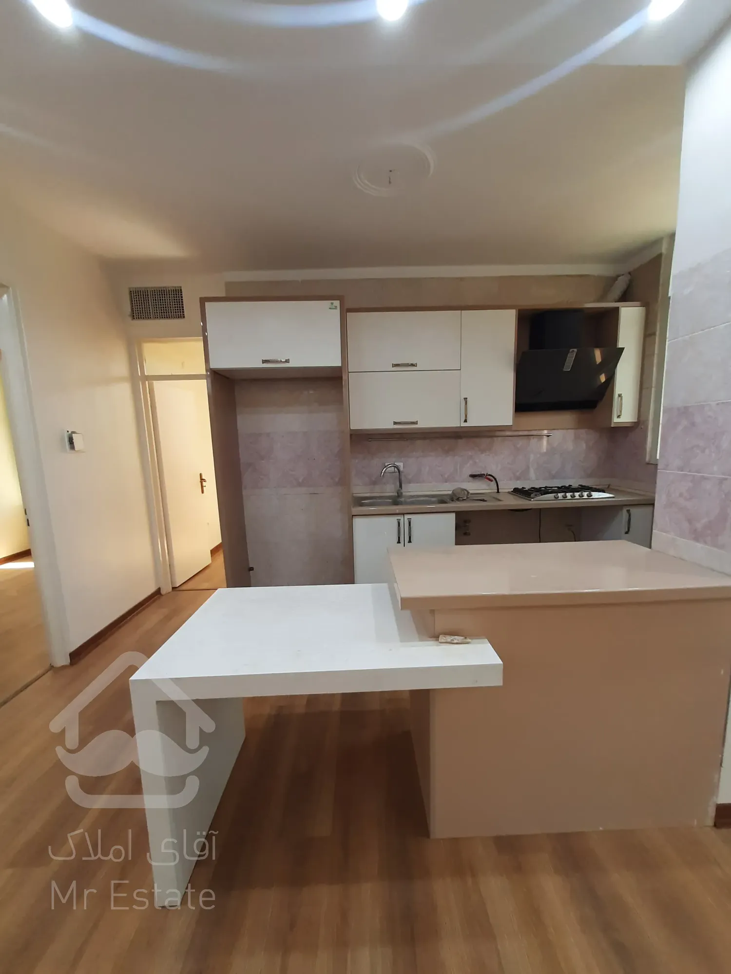 فروش آپارتمان ۷۵متر ۲خواب  فول امکانات سالن پرده خور  باغ فیض مهستان