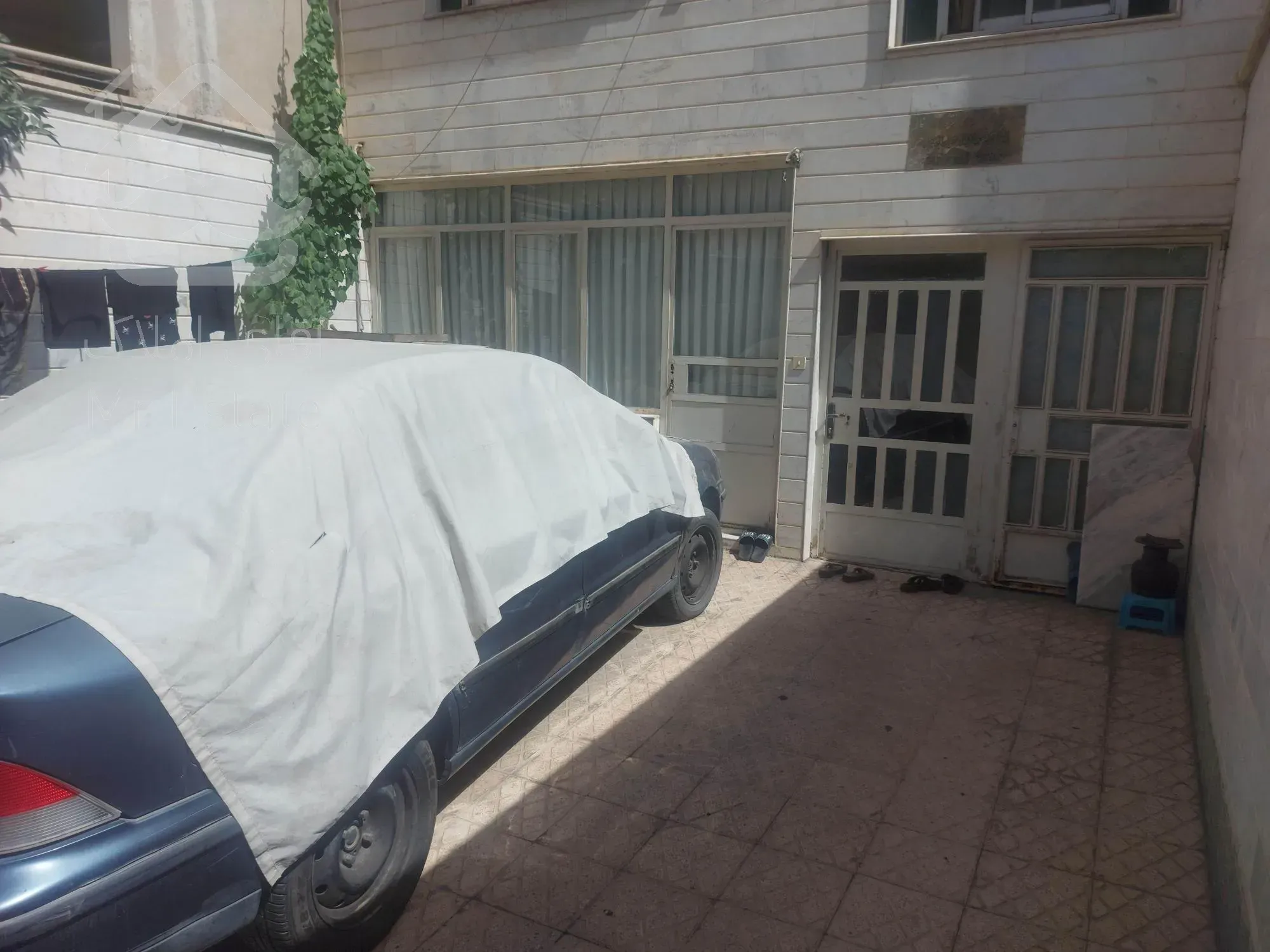 خانه کلنگی ۱۲۰ متر