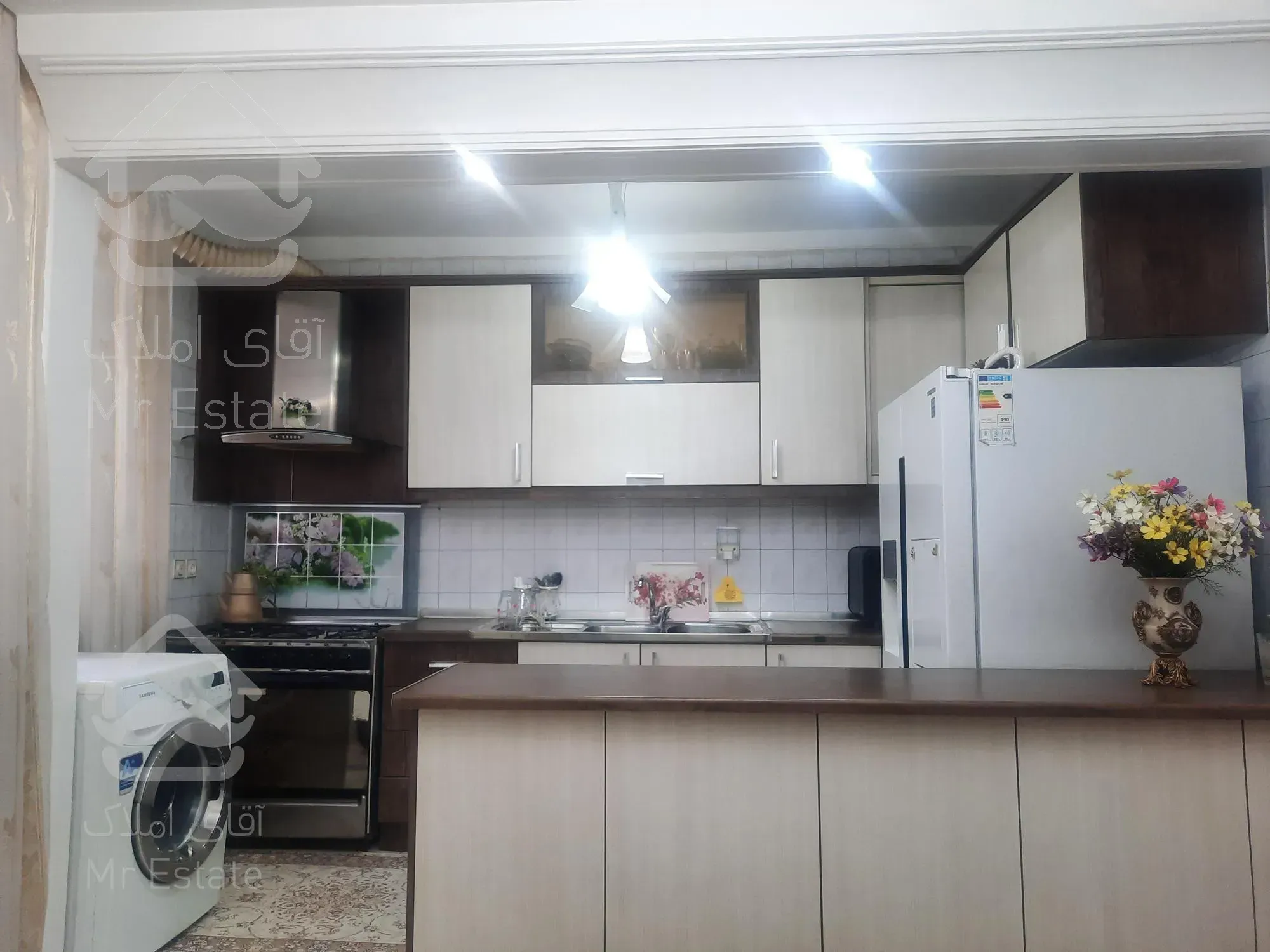 آپارتمان ۷۰ متری سازمان برنامه جنوبی