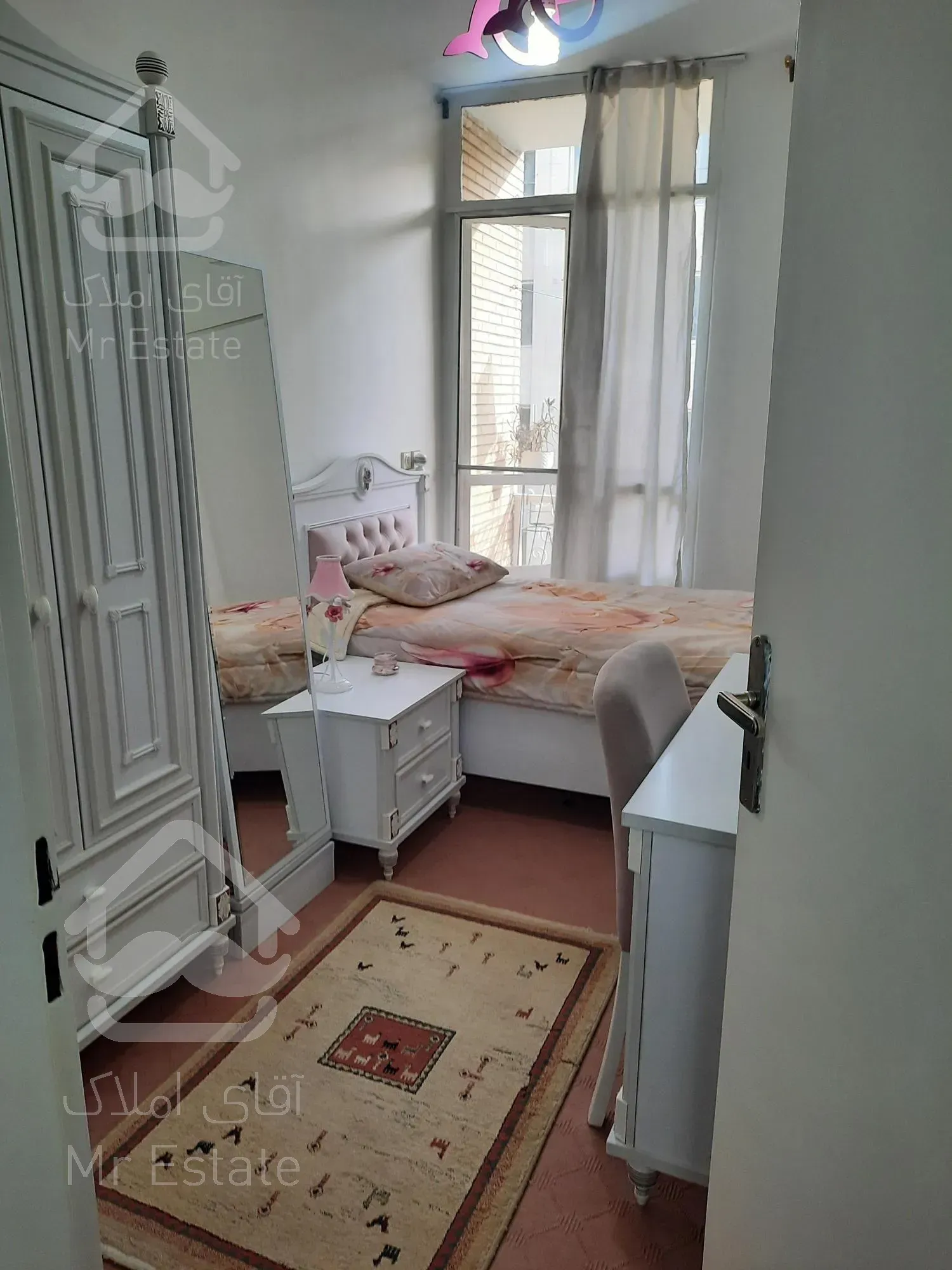 آپارتمان ۷۰ متری سازمان برنامه جنوبی