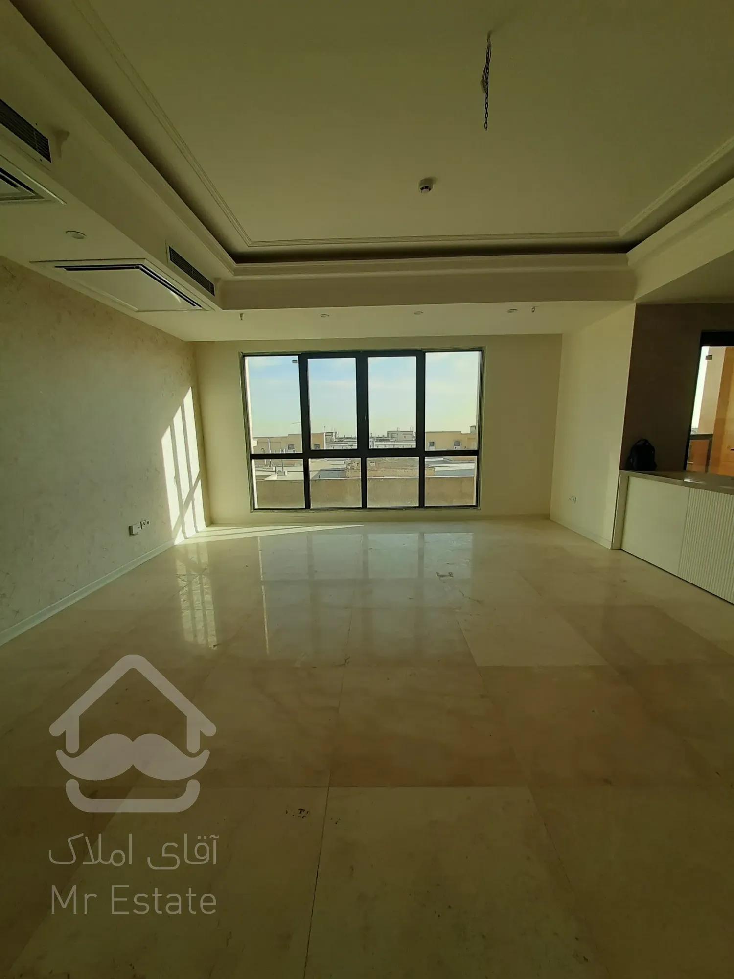 فروش آپارتمان ۱۳۰متر ۳خواب سوپر لاکچری بلوار کمالی