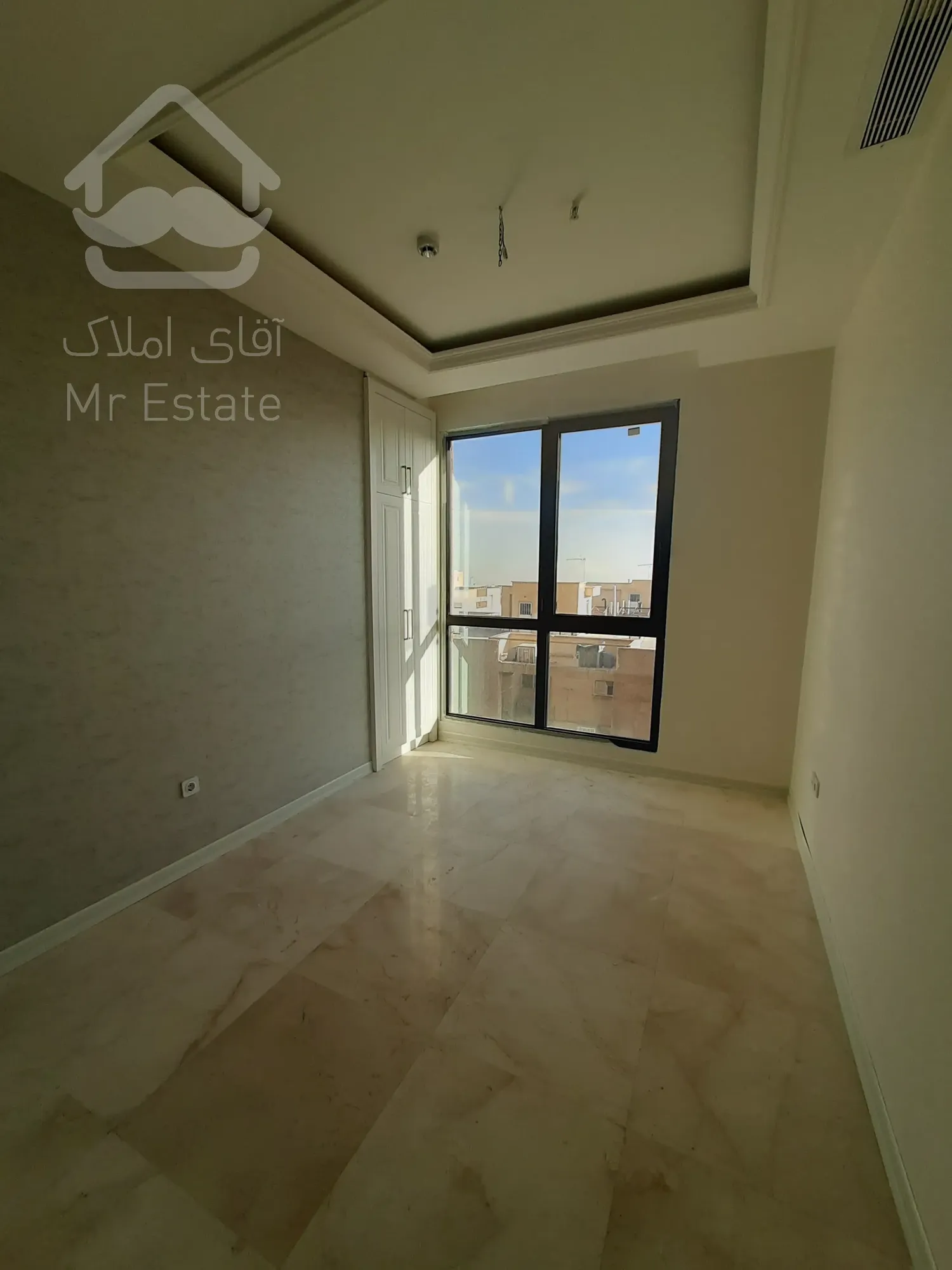 فروش آپارتمان ۱۳۰متر ۳خواب سوپر لاکچری بلوار کمالی