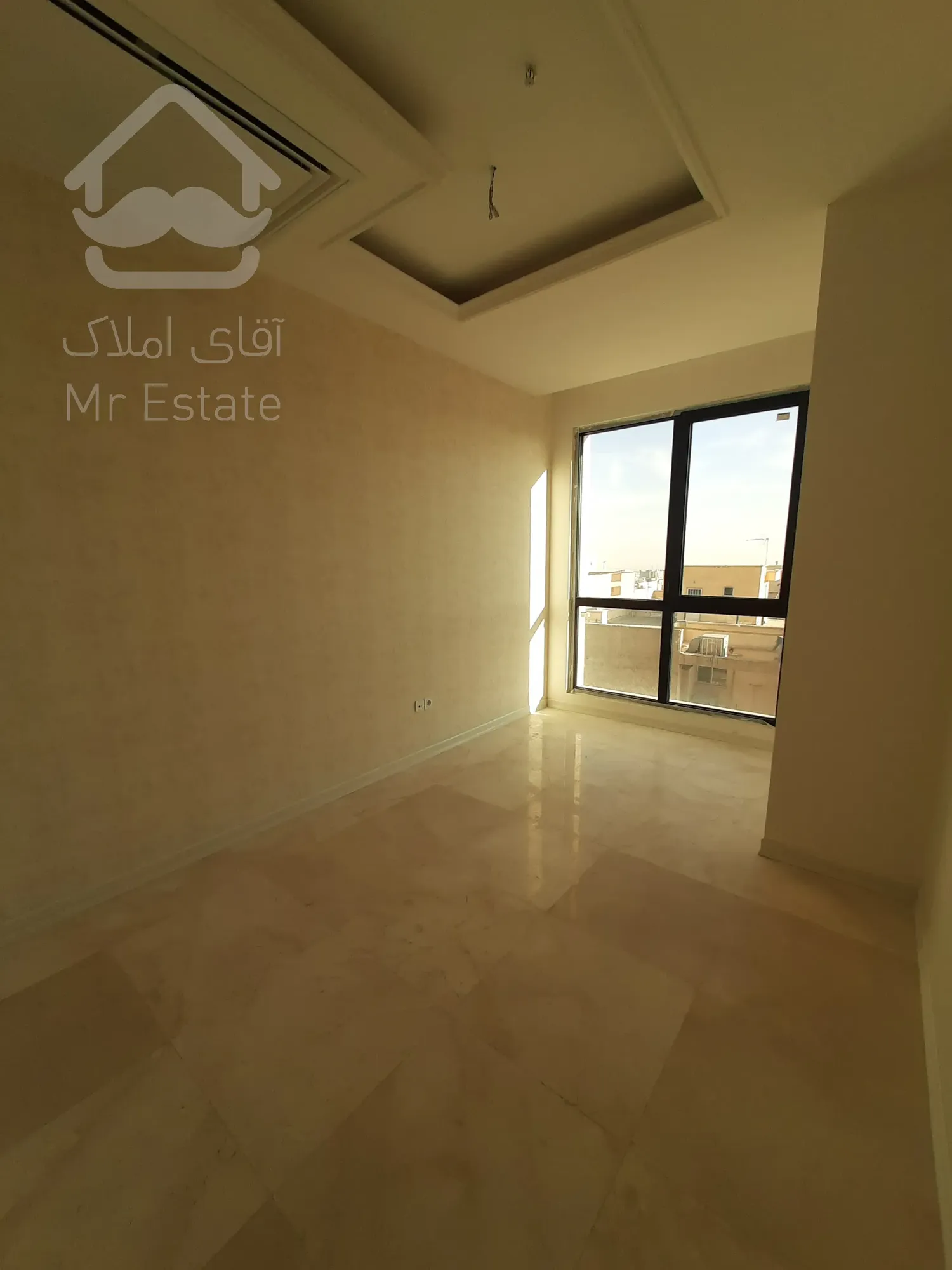 فروش آپارتمان ۱۳۰متر ۳خواب سوپر لاکچری بلوار کمالی