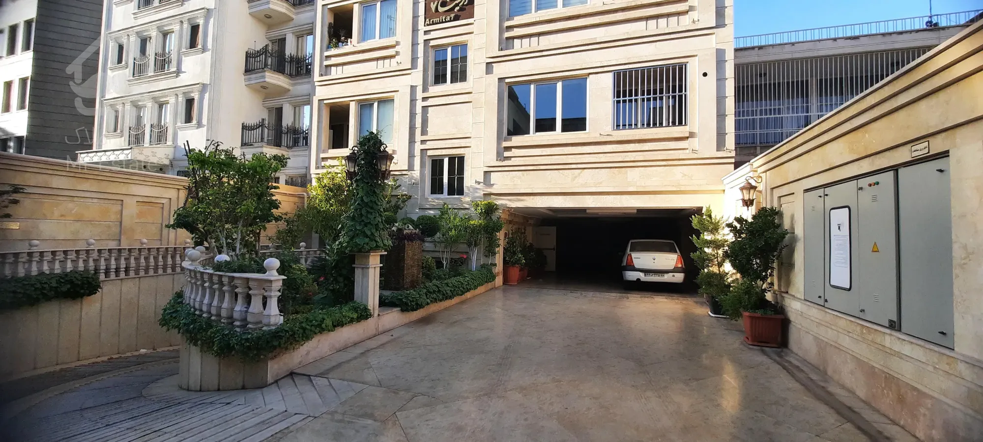 فروش آپارتمان 144 متر ۳ خواب ۲ پارکینگ روف گاردن در  سنایی