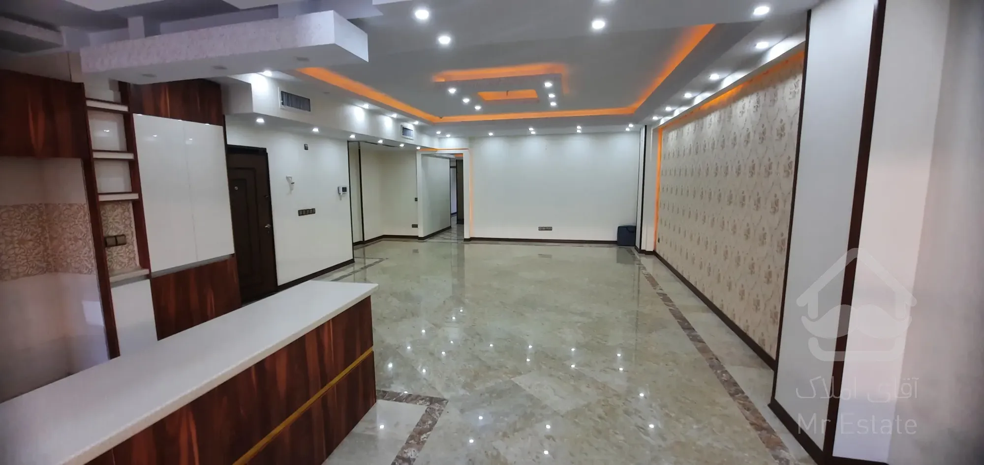 فروش آپارتمان 144 متر ۳ خواب ۲ پارکینگ روف گاردن در  سنایی