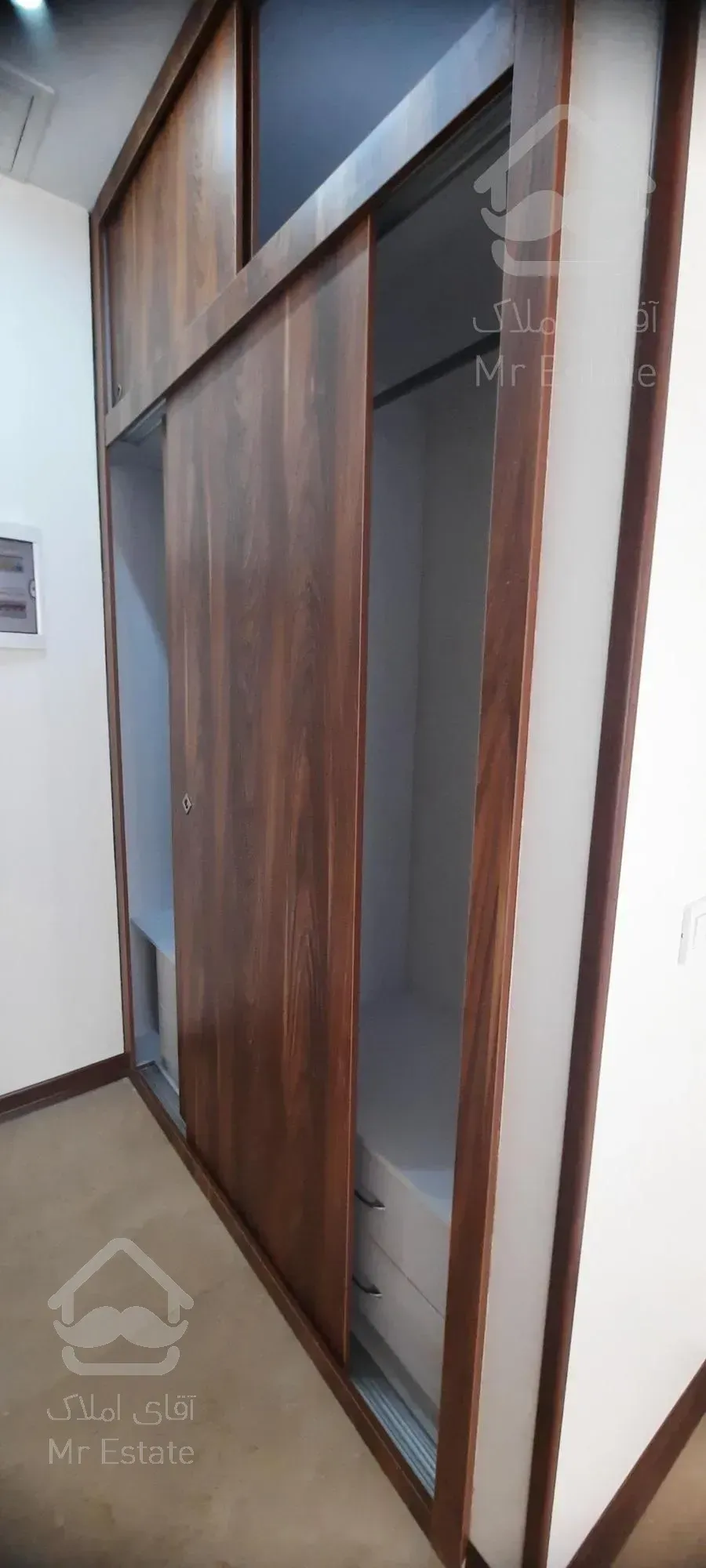 آپارتمان ۱۴۰ متری / نوساز لوکس / سنایی