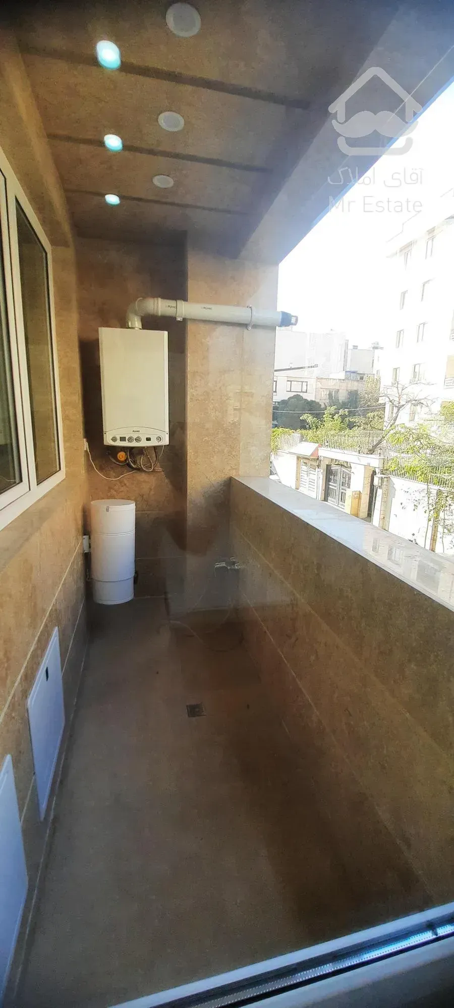 آپارتمان ۱۸۰متر ۳خواب نوساز ، لوکس در  سنایی