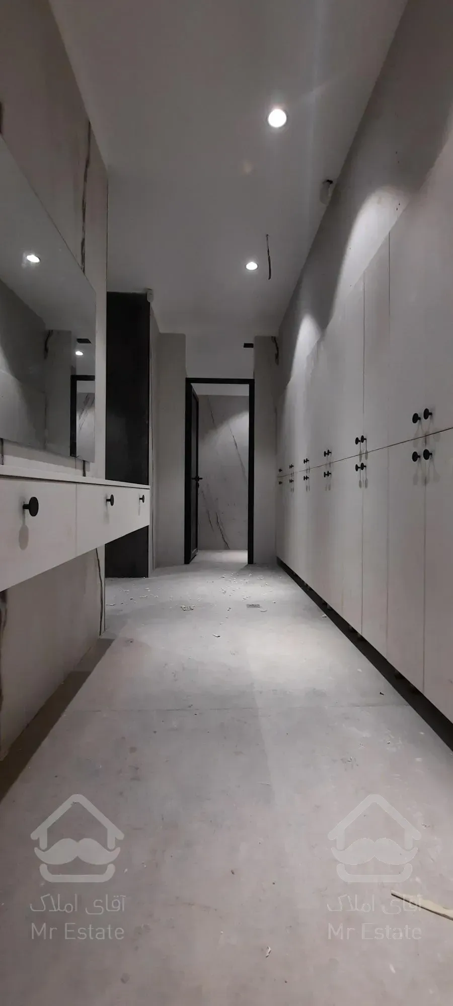 فروش آپارتمان ۳۳۱ متر برج باغ در کامرانیه