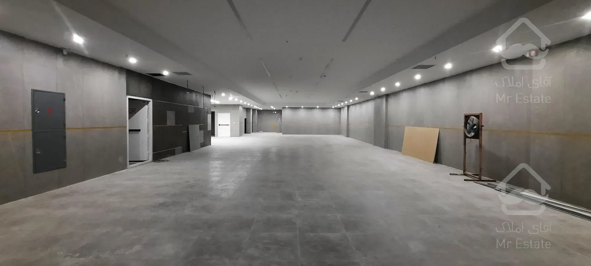 فروش آپارتمان ۳۲۲ متری برج باغ برند در نیاوران