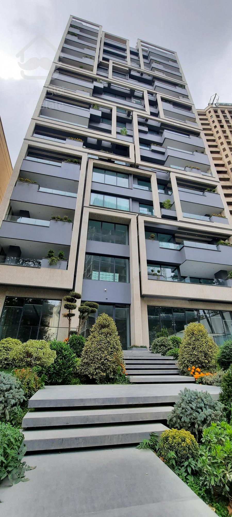 فروش آپارتمان ۳۳۱ متر برج باغ در کامرانیه