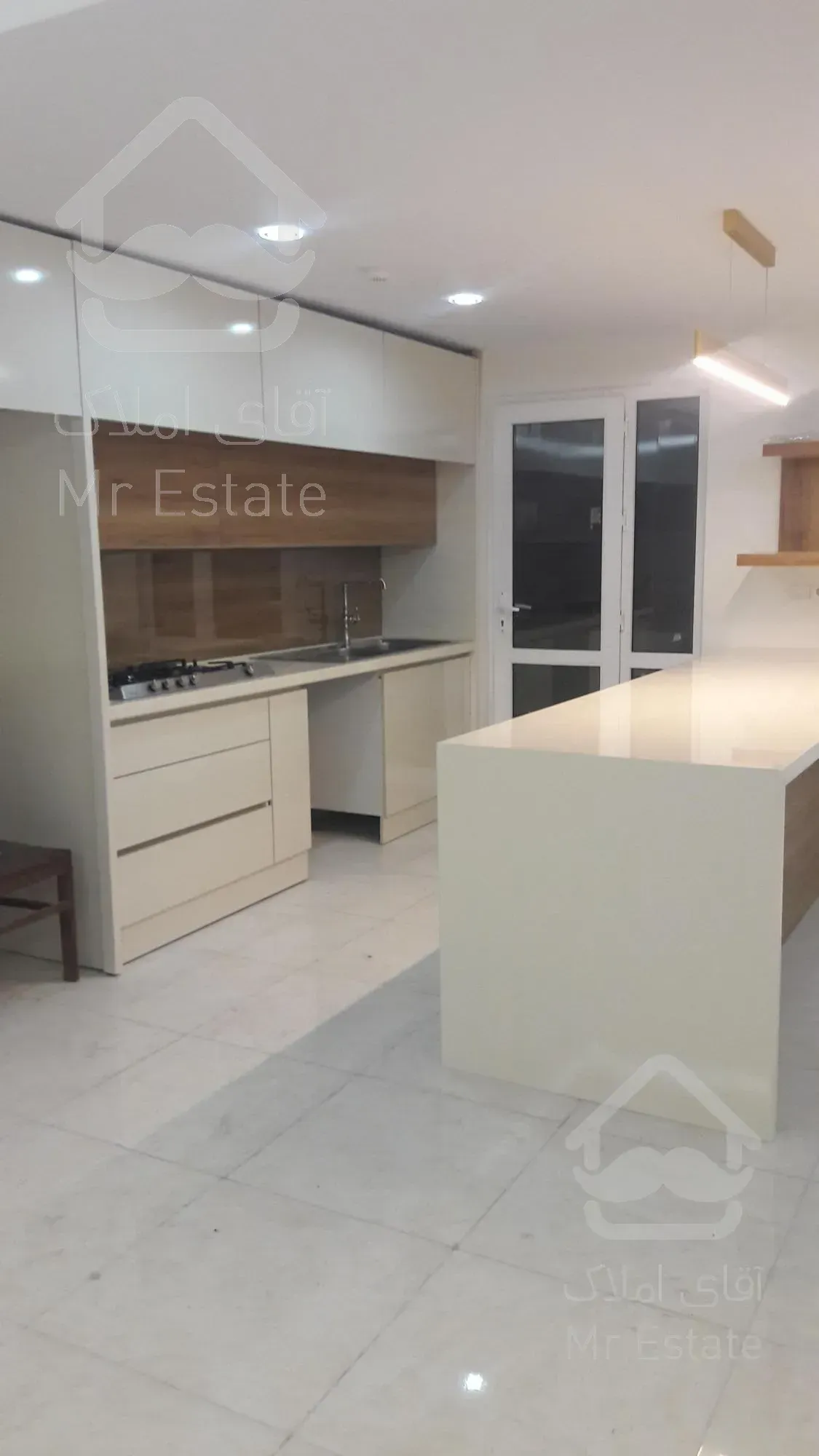 140متر3خواب ویو دریاچه