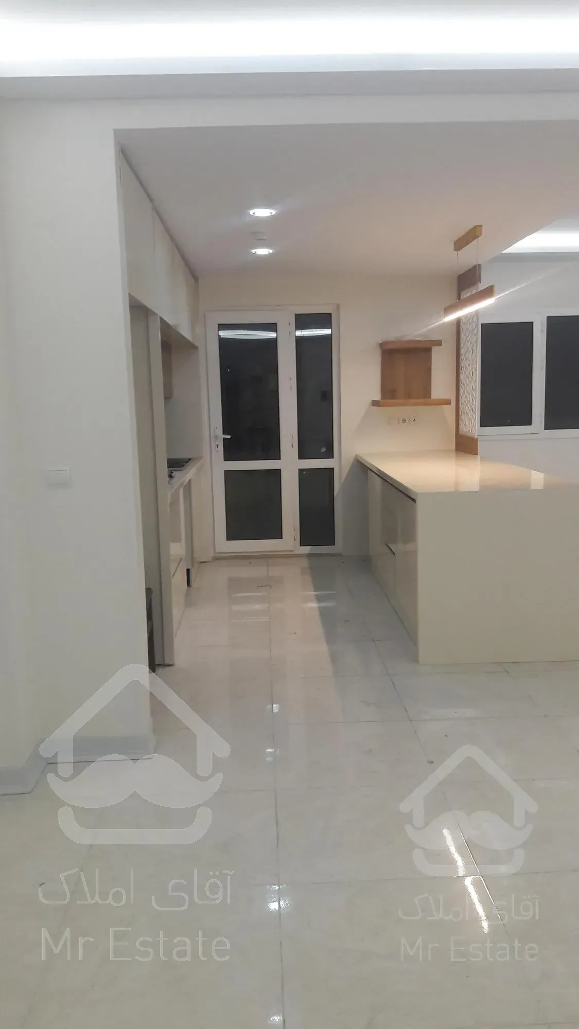 140متر3خواب ویو دریاچه