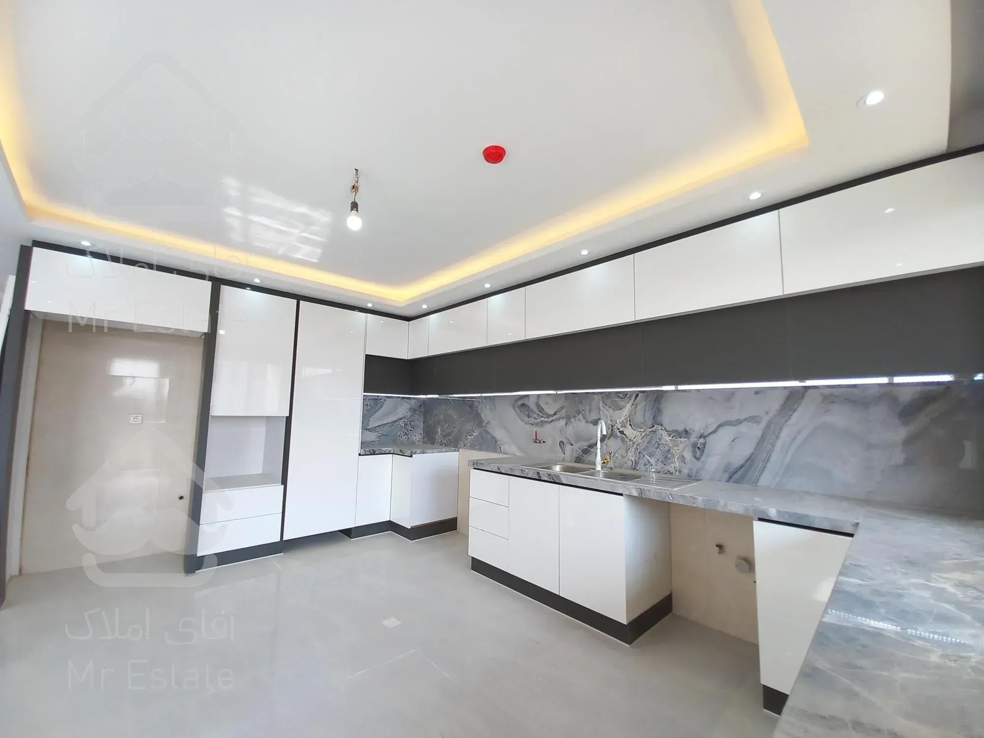 آپارتمان 175 متری شمالی جنوبی ساخت عالی سه خواب بامستر