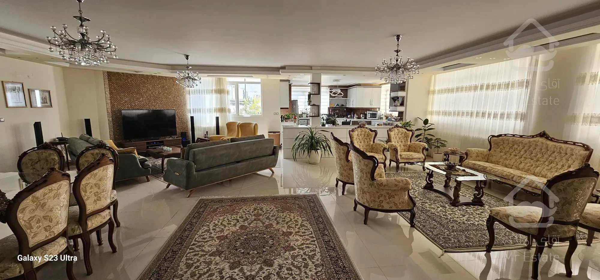 فروش آپارتمان۲۴۰متری۴خواب تک واحدی پزشکان معالی آباد