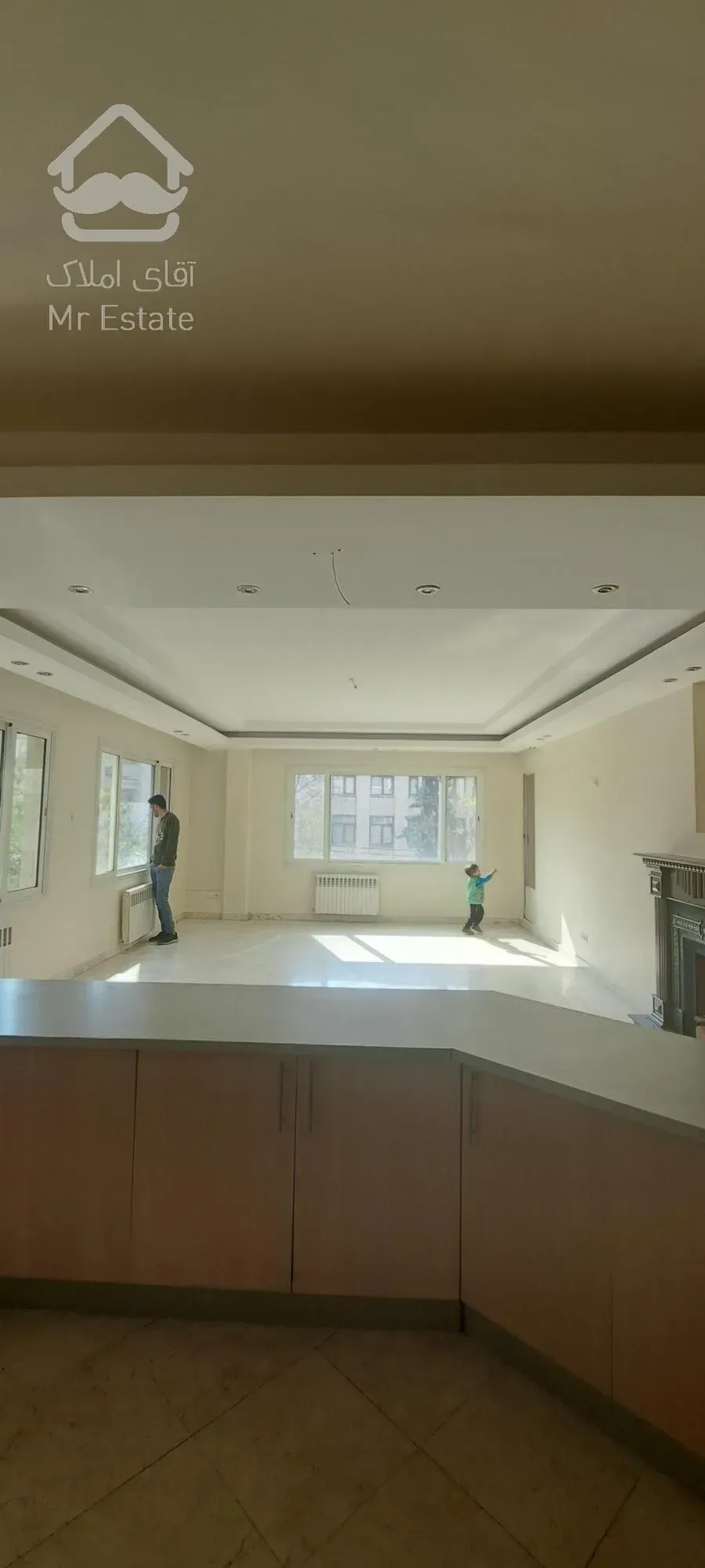 ۱۵۰ متری دو پارکینگ نزدیک مترو