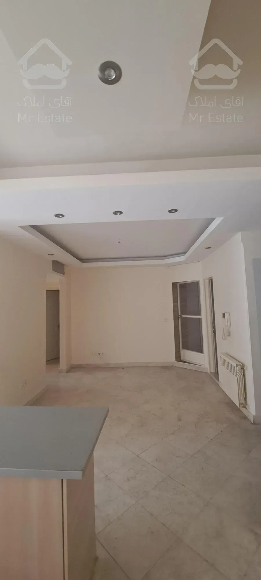 ۱۵۰ متری دو پارکینگ نزدیک مترو