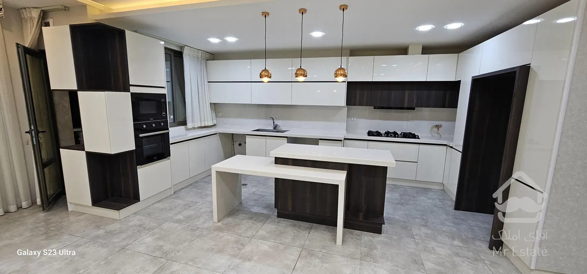 فروش آپارتمان۱۸۰متری۳خواب لوکس