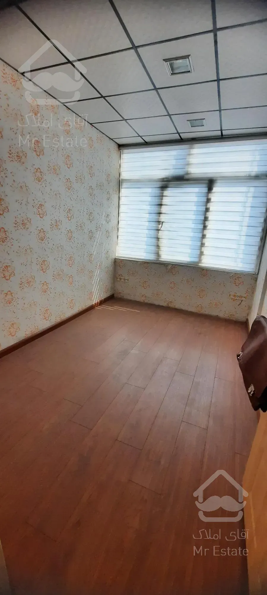 ۹۰ متر سند اداری ، ۴ اتاق / فرصت ، اسکندری شمالی