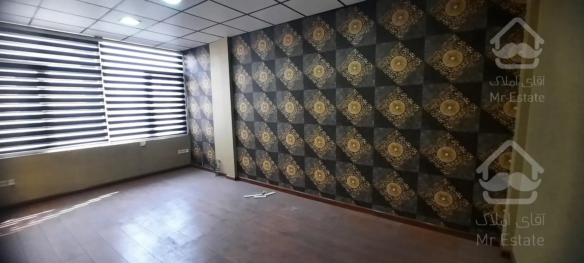 ۹۰ متر سند اداری ، ۴ اتاق / فرصت ، اسکندری شمالی