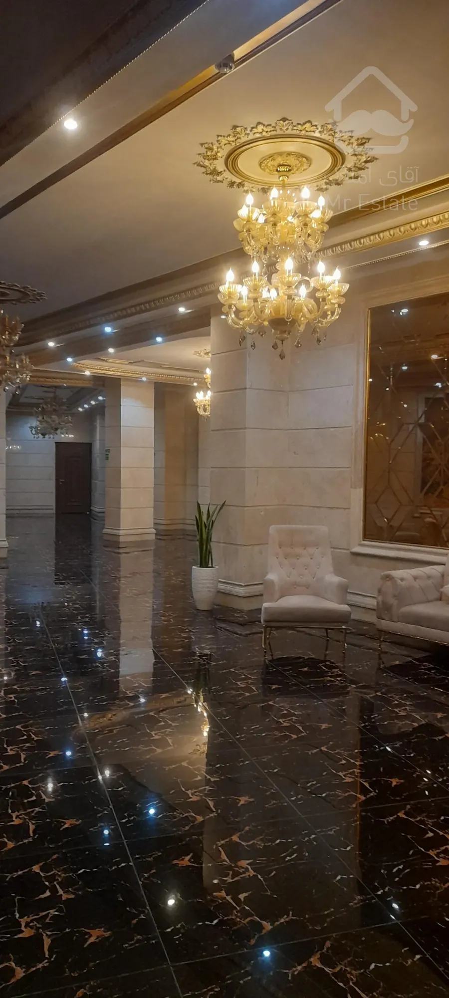 برج لوکس رونیکا پالاس نشاط