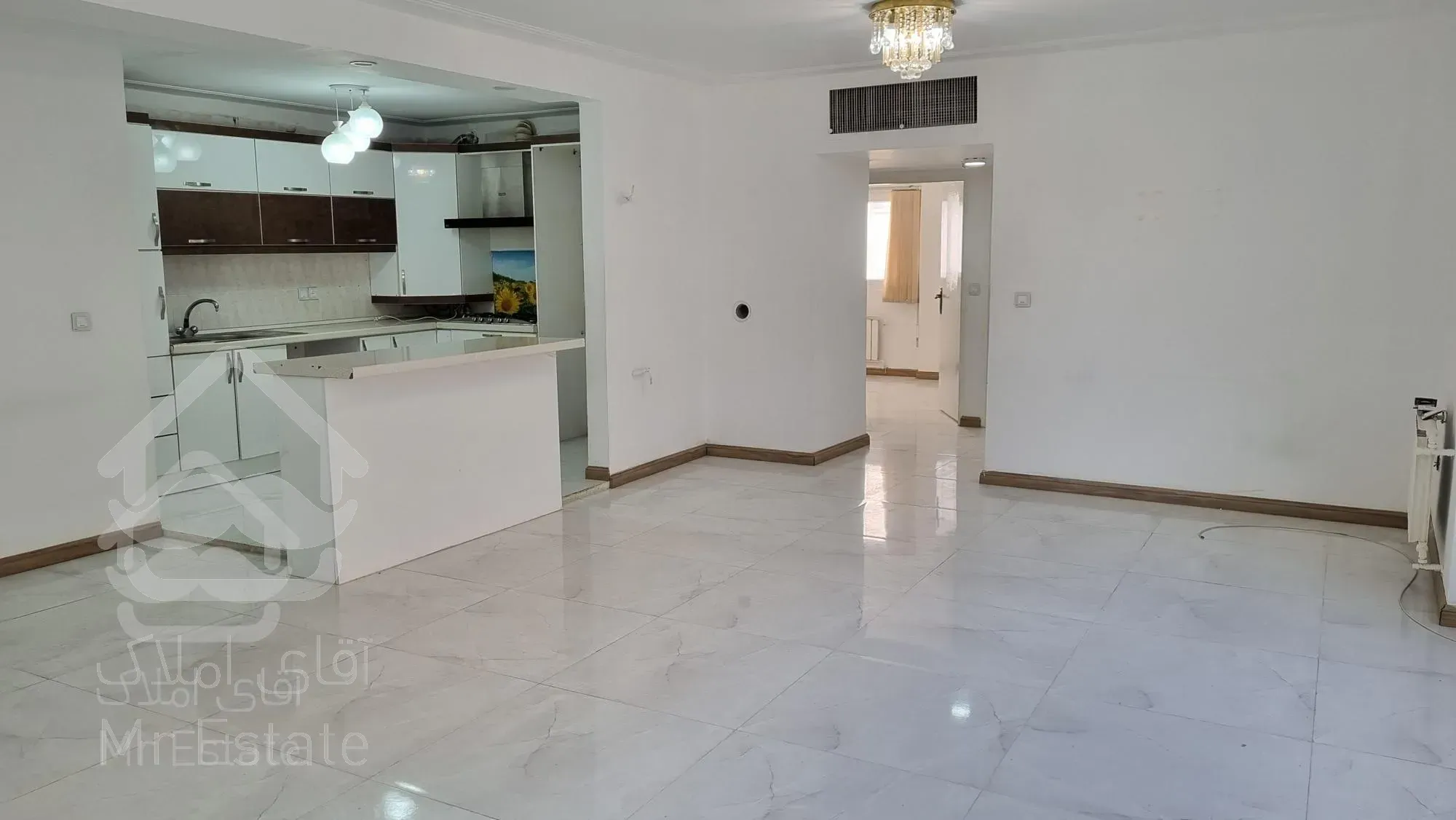 آپارتمان ۱۲۰متری/دوخوابه/ستارخان