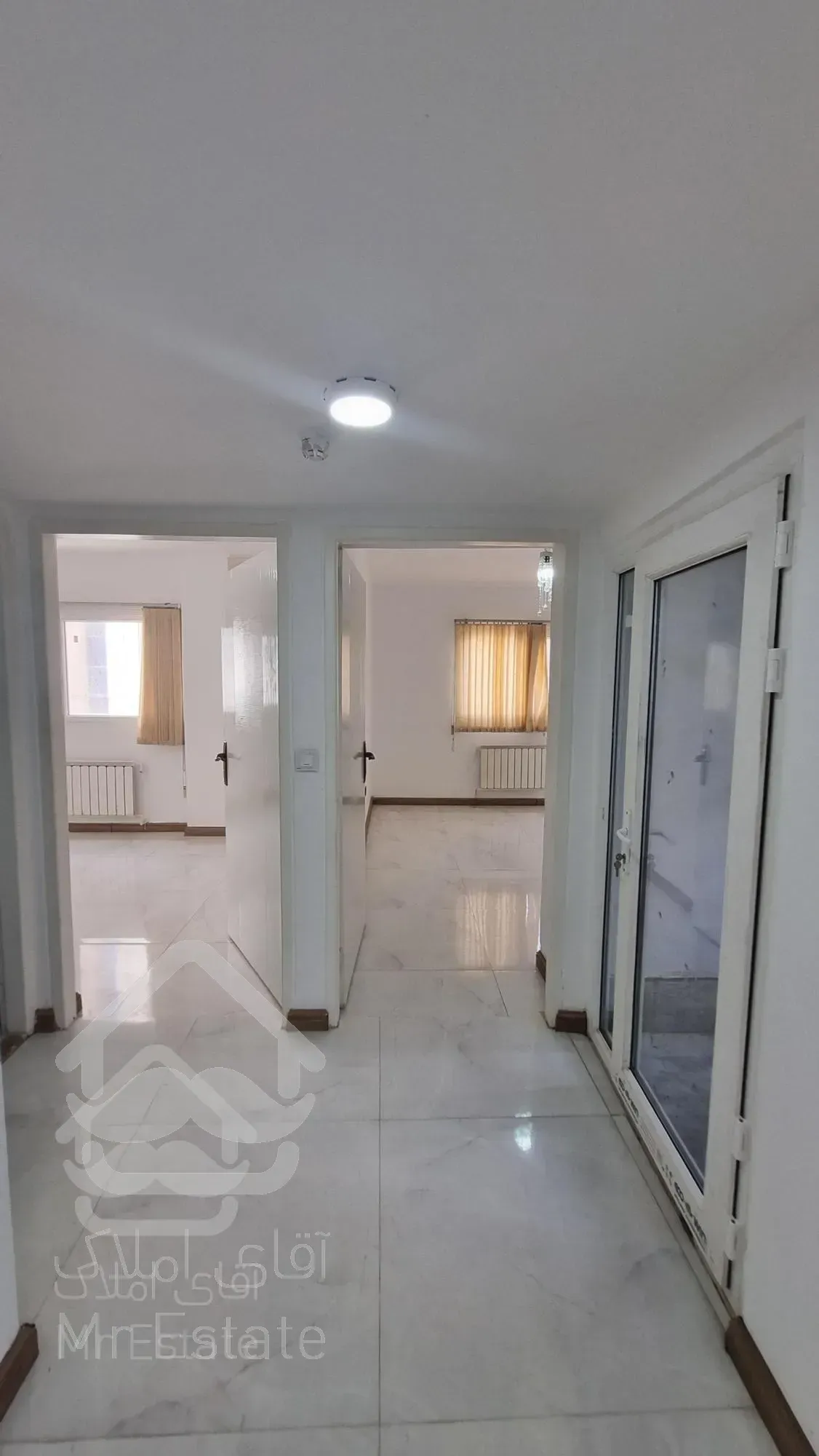 آپارتمان ۱۲۰متری/دوخوابه/ستارخان