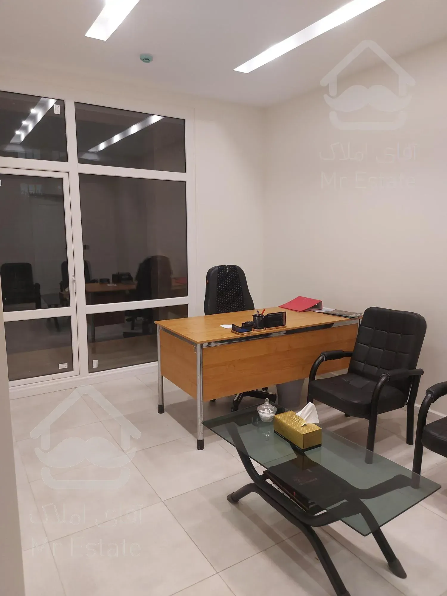 ونک جردن ۶۳ متر ساختمان پزشکان تمام امکانات