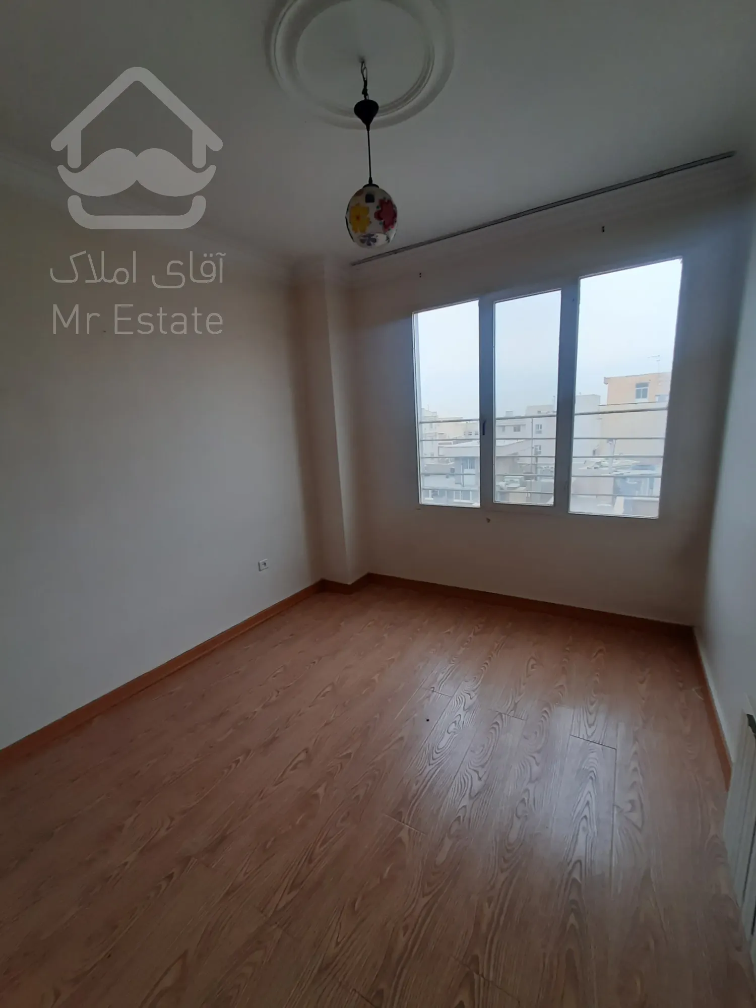 فروش آپارتمان ۸۰متر ۲خواب فول امکانات خطی رو به آفتاب