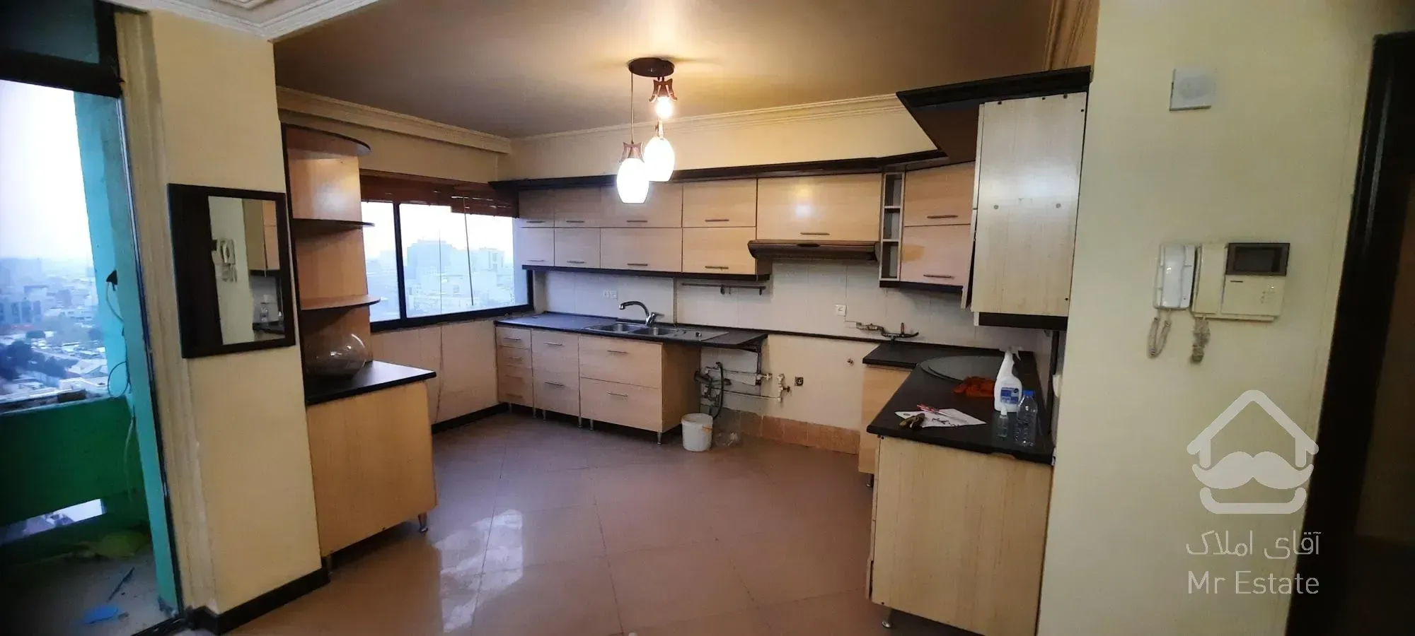 آپارتمان ۲۵۰ متر / ۴ خواب / هفت تیر ، فریهان