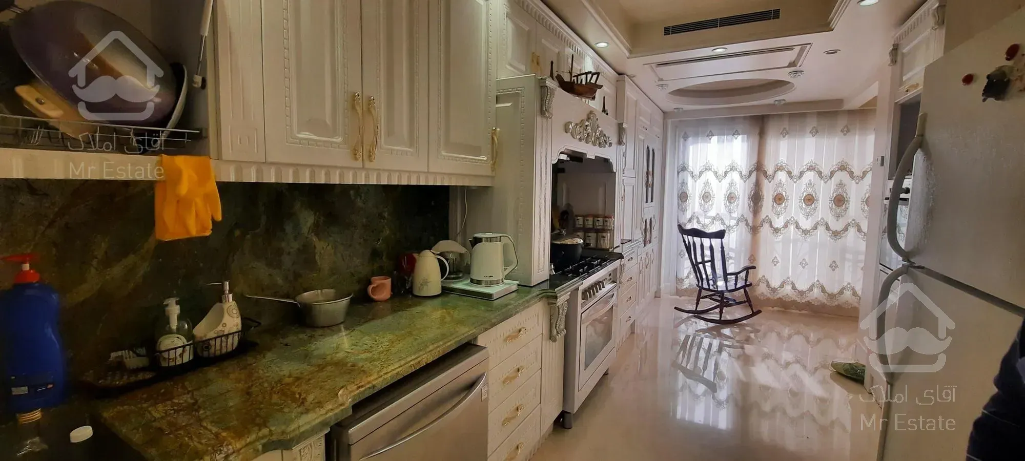 رهن و اجاره آپارتمان ۲۲۵ متری در کامرانیه