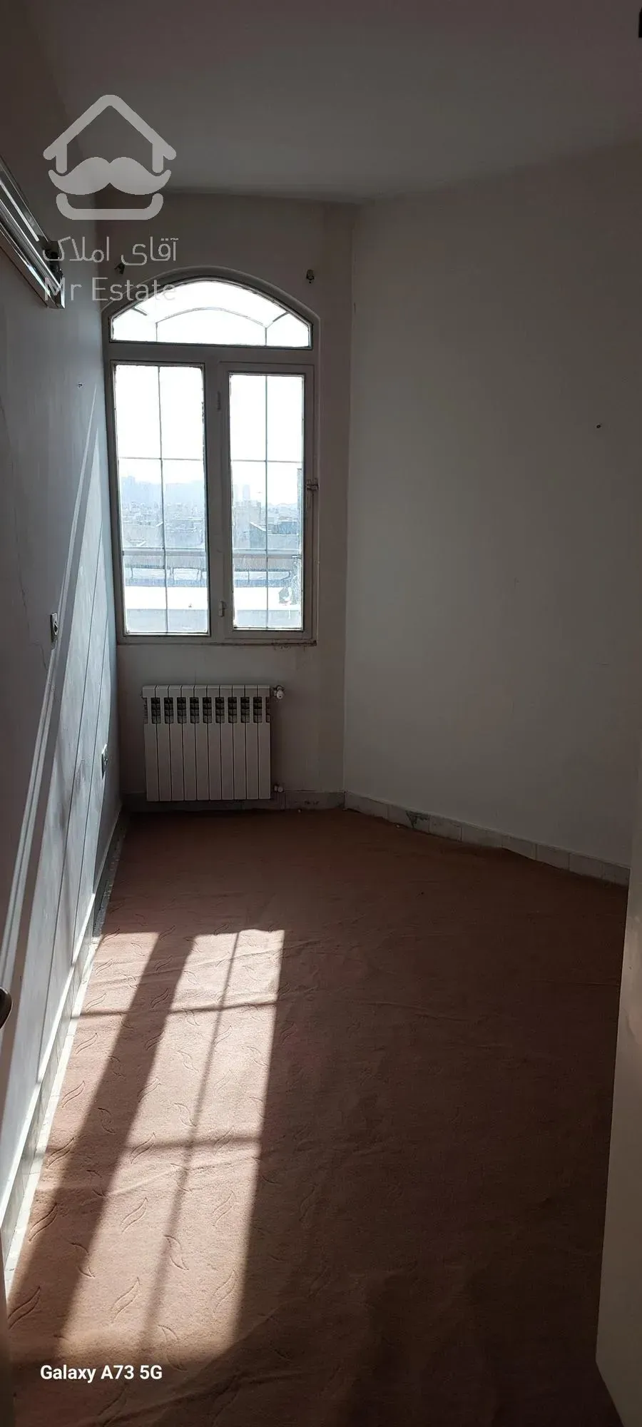 90 متر . غرق نور .