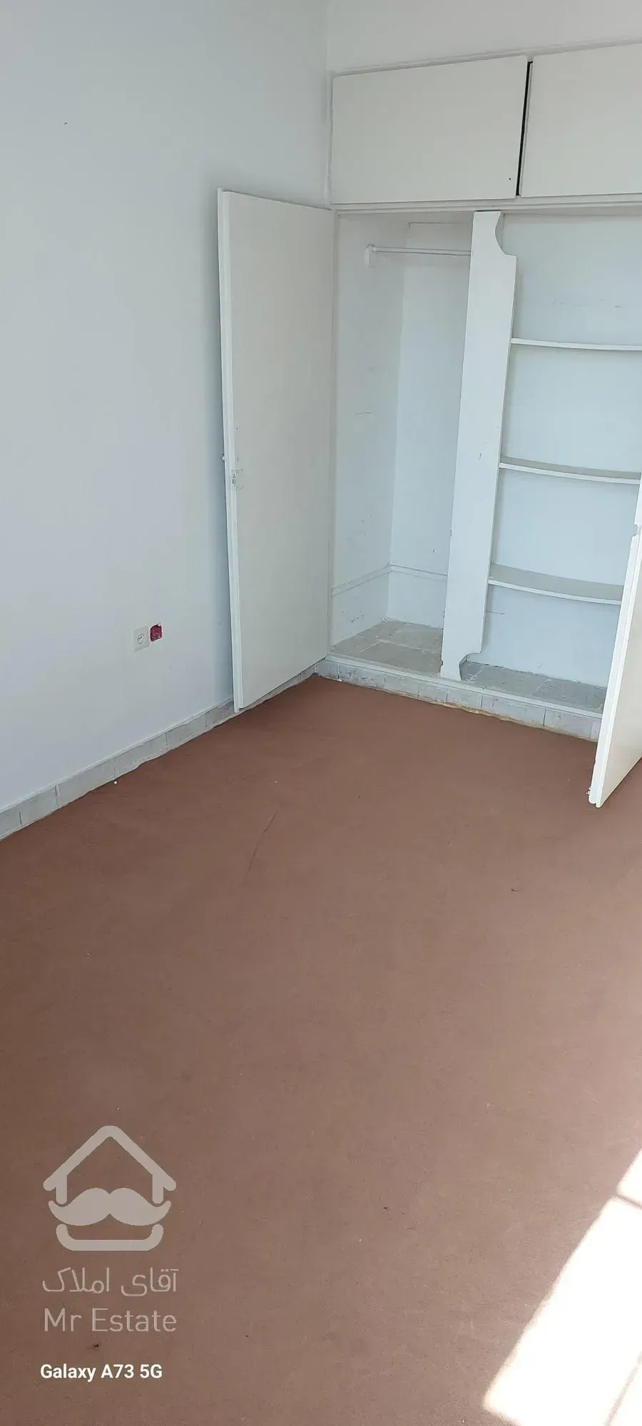 90 متر . غرق نور .