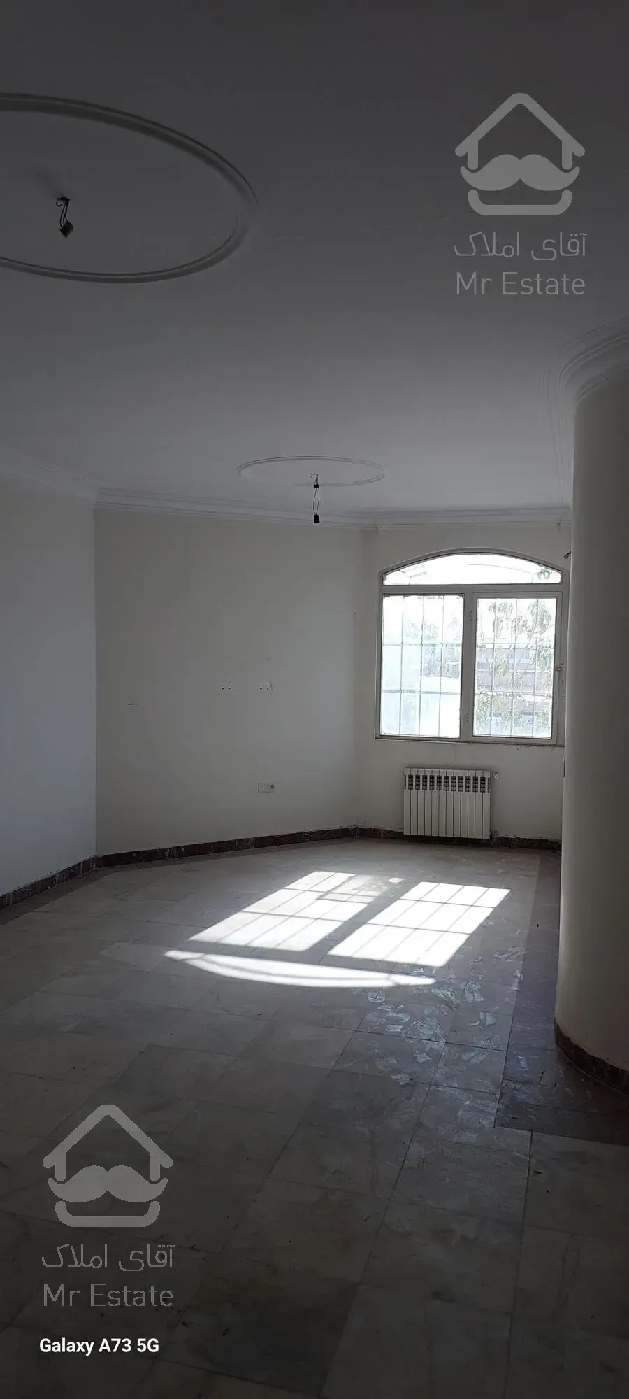 90 متر . غرق نور .