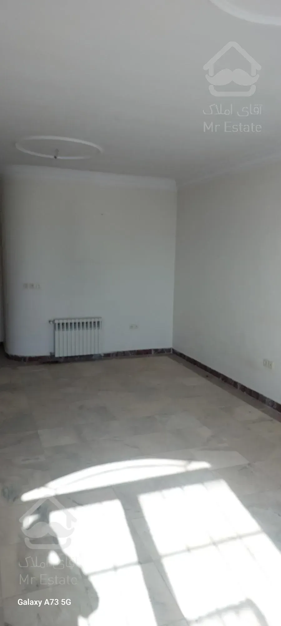 90 متر . غرق نور .